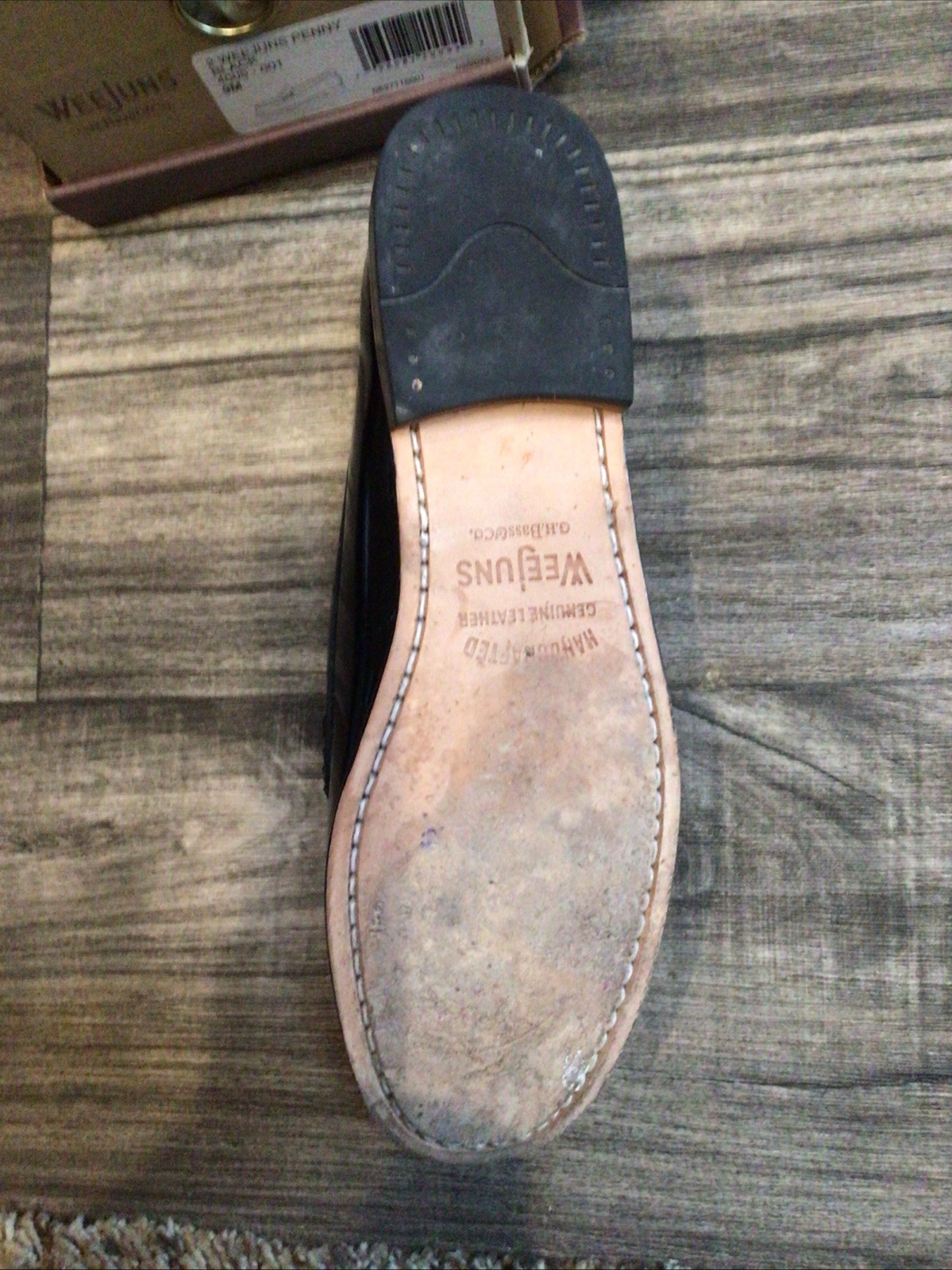 Bass Weejuns Patent Penny Loafer Black Leather WOMENS Preppy Sz 9M Slip On W/Box