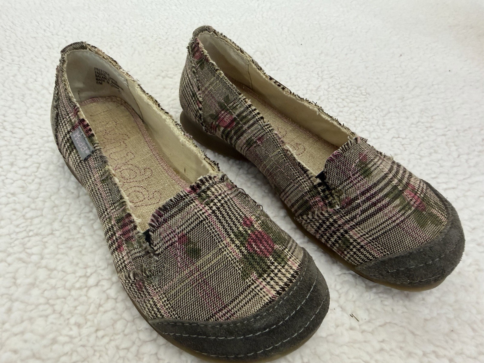 Mudd Women’s Preforms Brown And Flowers Design Flats Slip On Size 6M