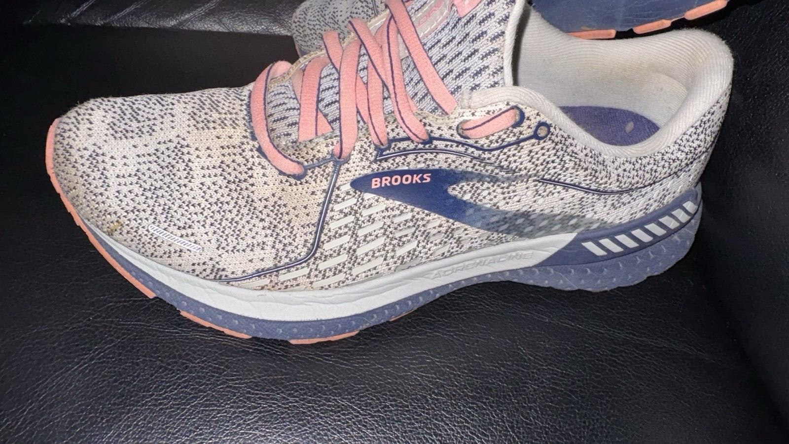 Brooks Adrenaline GTS 21 Women’s Running Shoes Lace-Up Low Top Coral/White