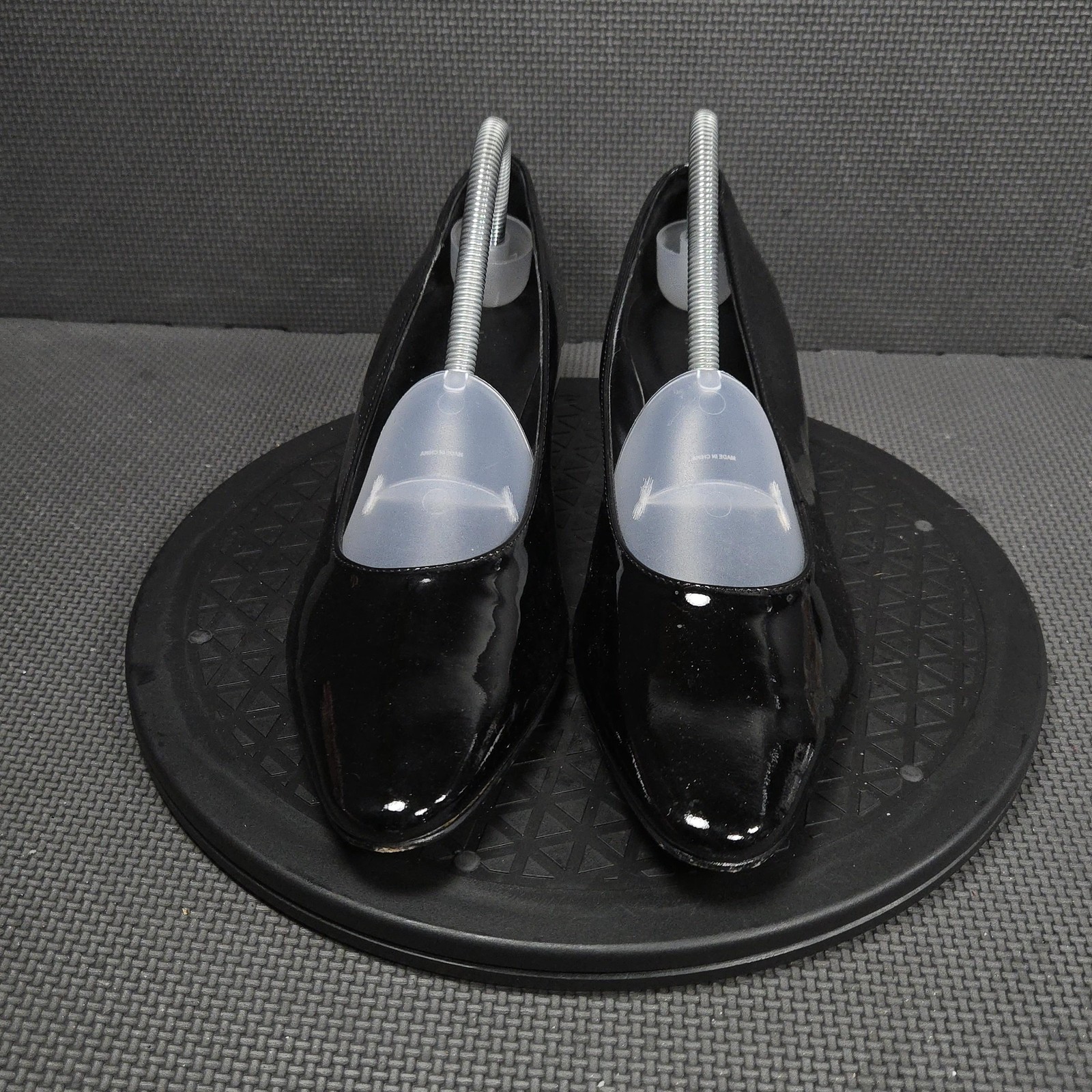 Vaneli Shoes Womens Size 10 N Black Patent Leather Kitten Heel Pumps Pointed