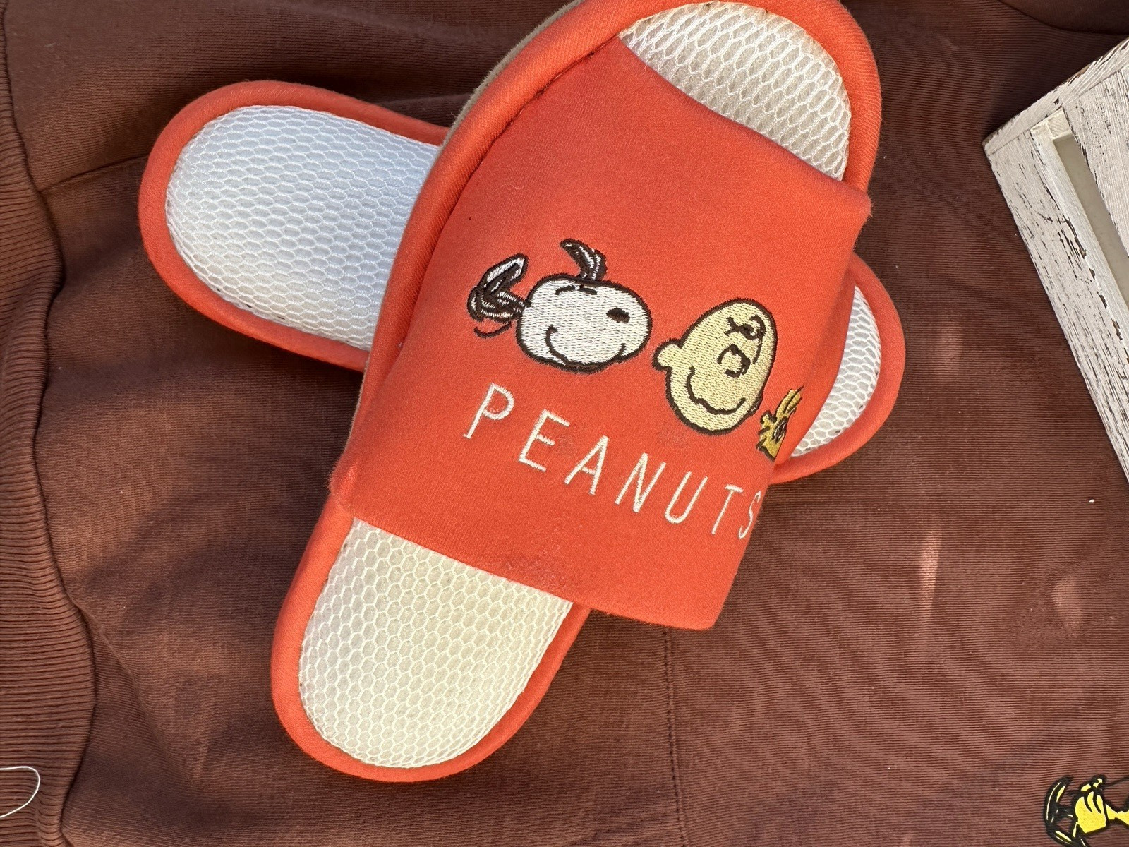 Peanuts Snoopy House Slippers Unisex M/L US 9-10 Cozy Indoor Shoes Japan
