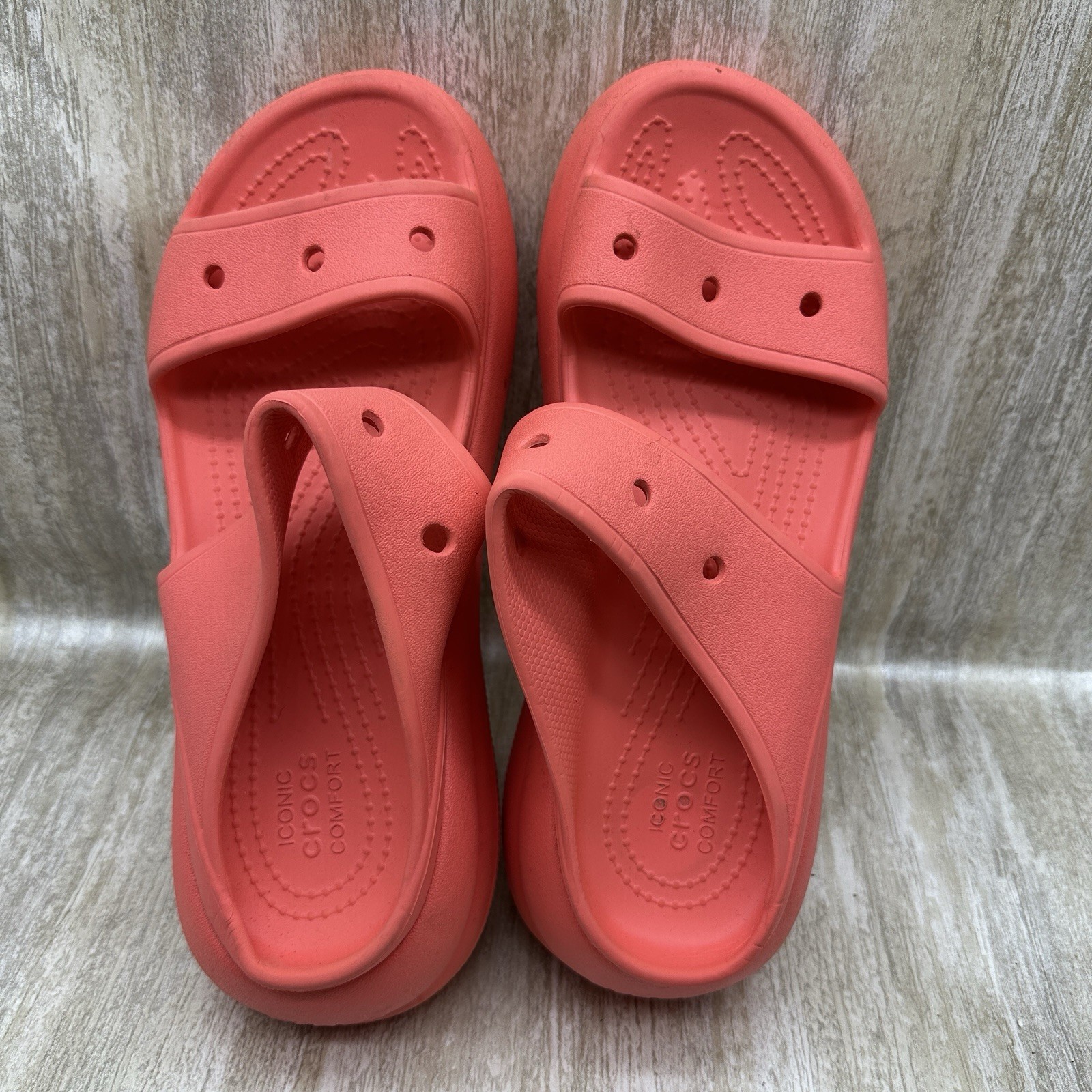 NEW Crocs SPLASH GLOSSY FISHERMAN Neon Watermelon Women’s 8 Sandals Size