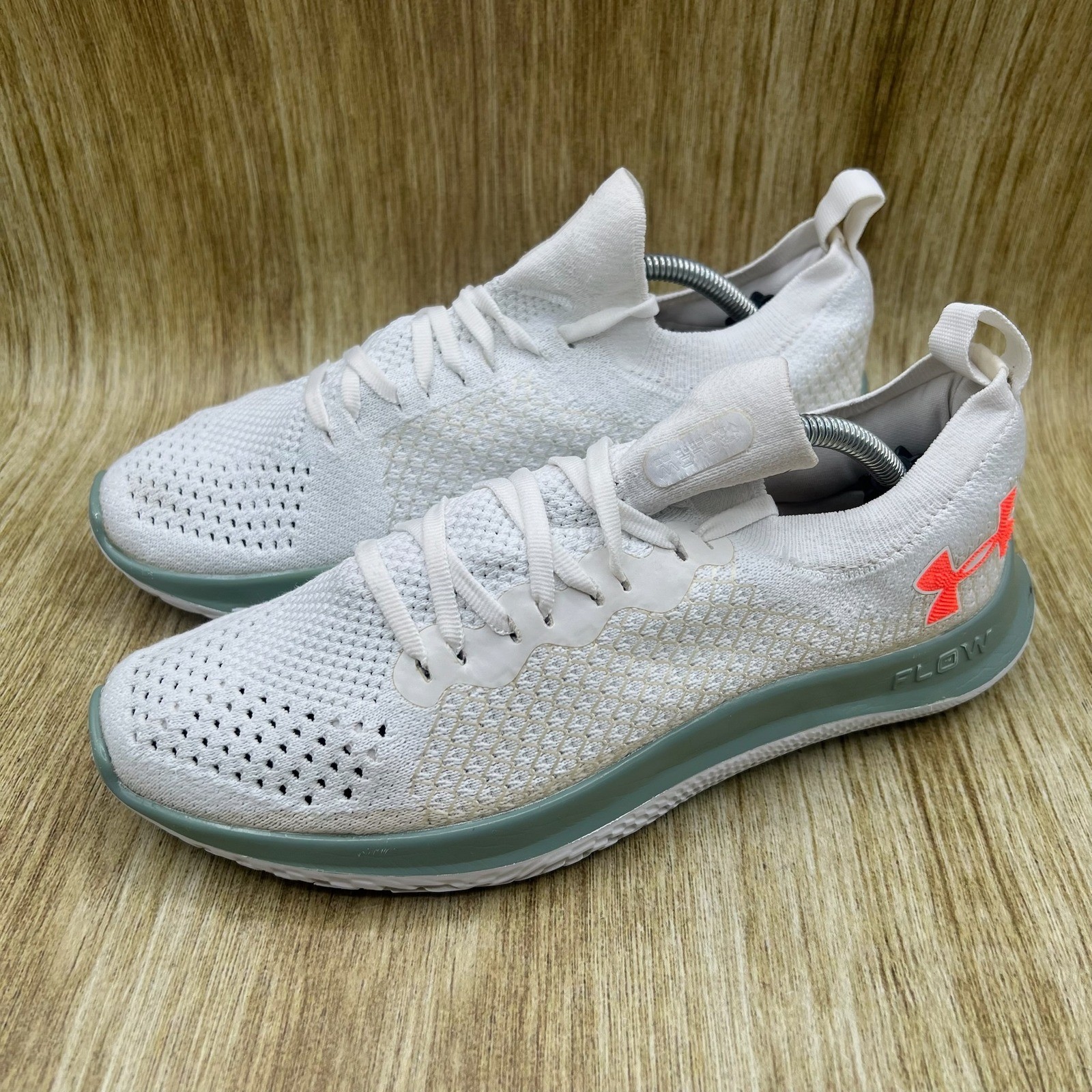 Under Armour Flow Velociti SE Women’s Size 8.5 White Phoenix Fire 3024017-114