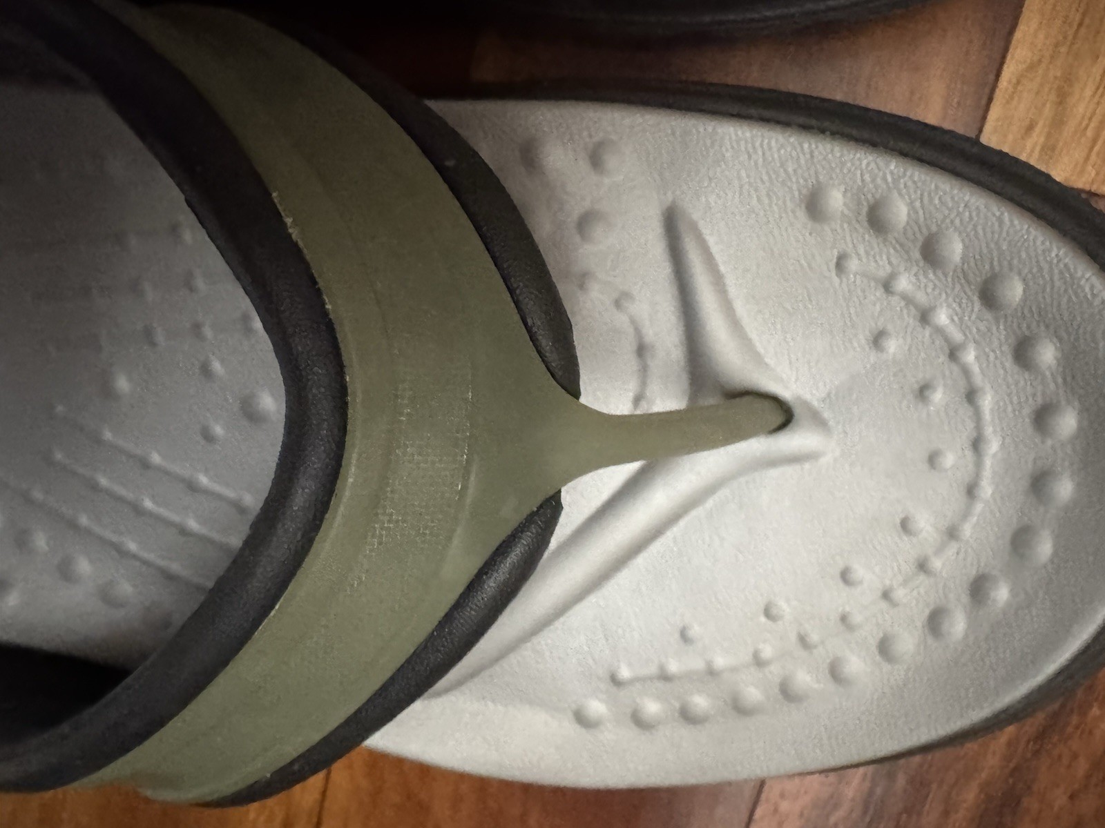 Crocs Croslite A9 Flip Flops Sandals Thong Unisex SZ M7 W9 Green Gray Navy Blue