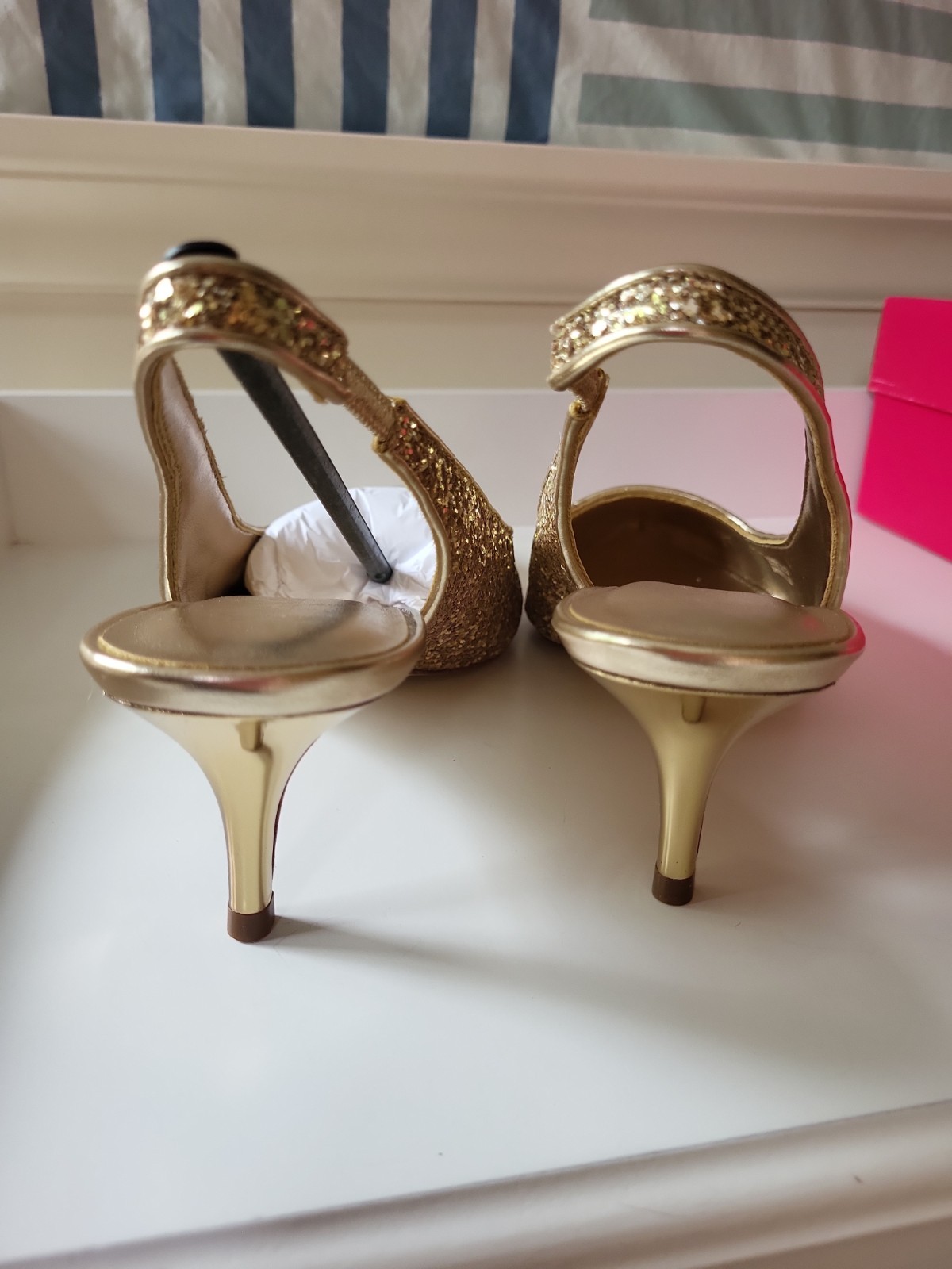 Lilly  Pulitzer Shaina GOLD GLITTER METALLIC Slingback KITTEN HEELS 8.5 NIB
