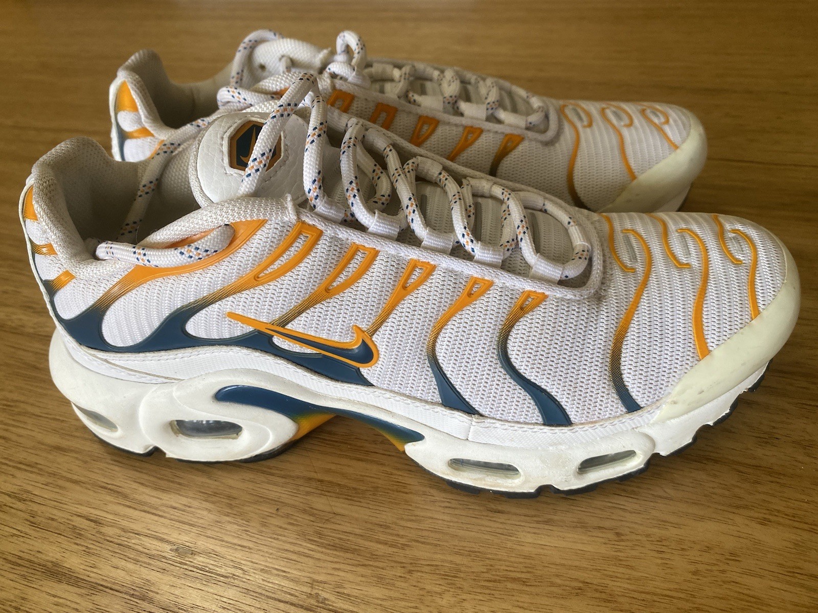 Nike Air Max Plus TN ‘Kumquat Marina’ DV7083-100Sneakers (Women’s US6.5/5Y)