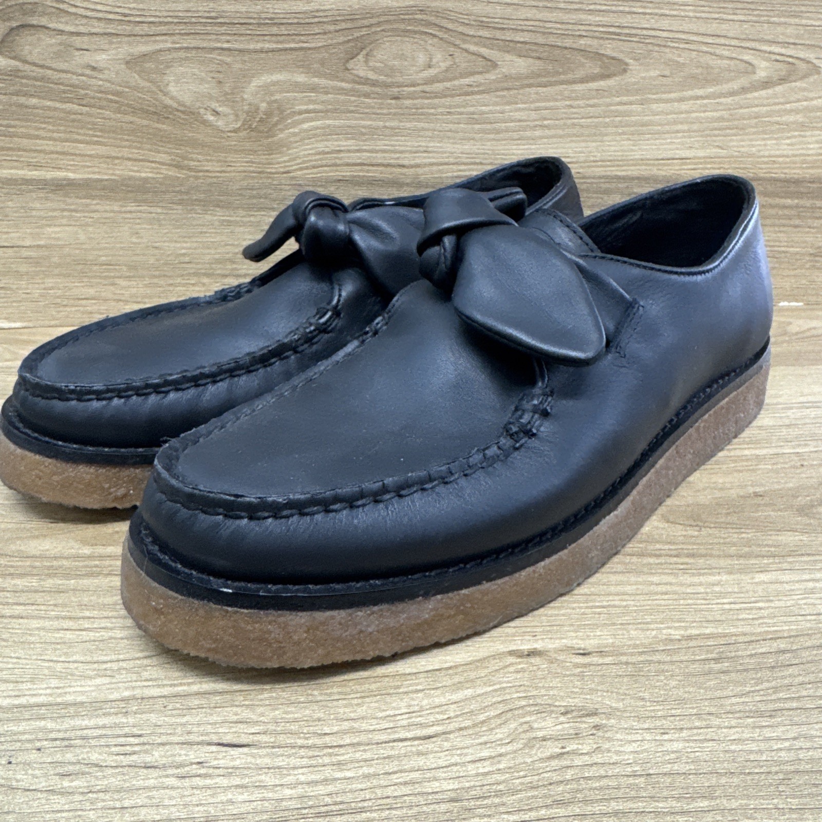 Sperry Top-Sider Women’s Captain’s Crepe Bow Bone Oxford STS89100 In Black