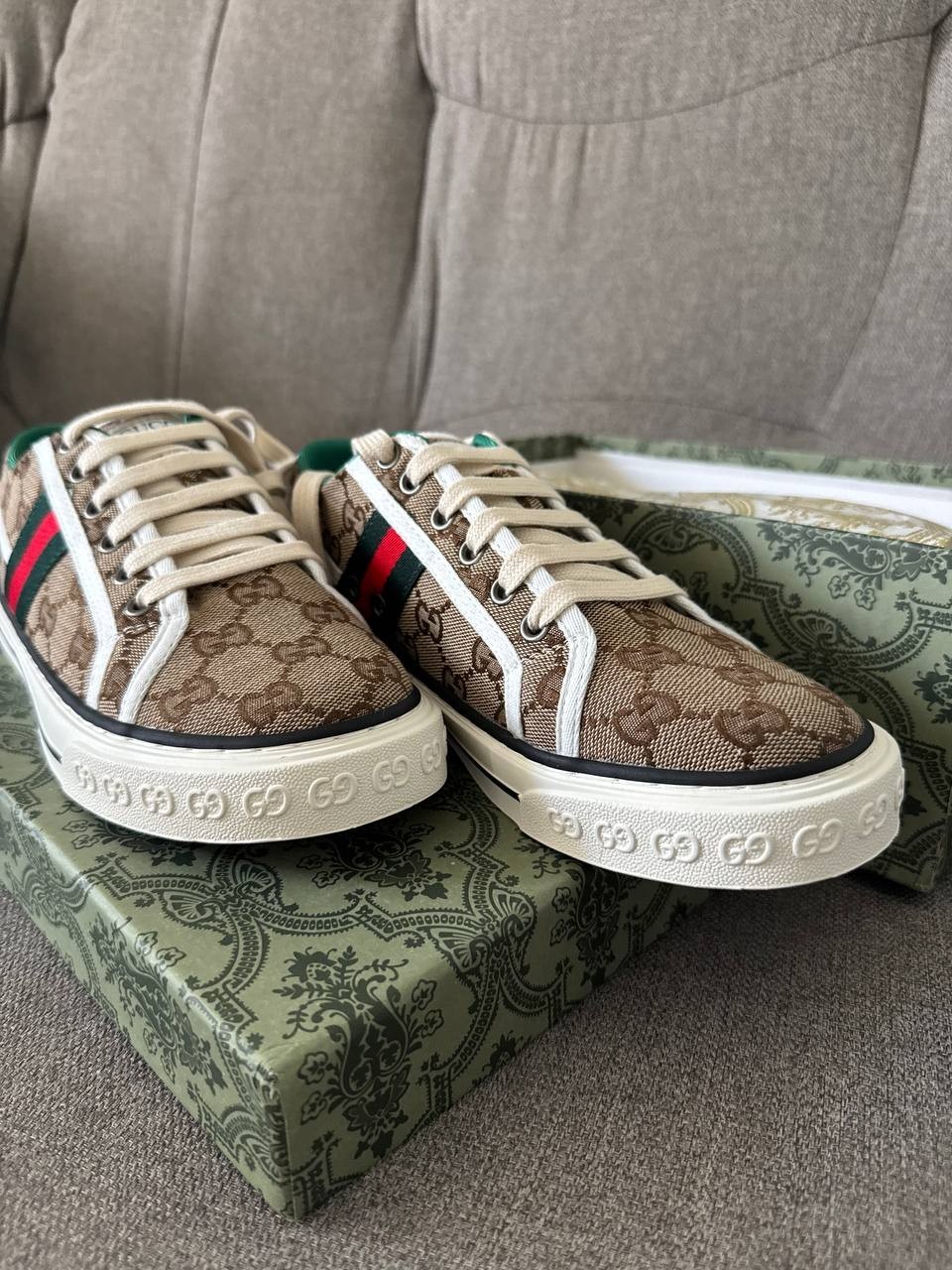Gucci GG Canvas Low Top Sneakers Beige Monogram Web Stripe Shoes EU 36 US Women’