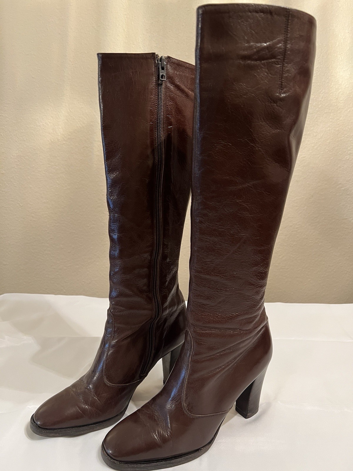 70s Vintage Halston Brown Leather Knee High Boots Womens 7M Block Heel Zip Italy