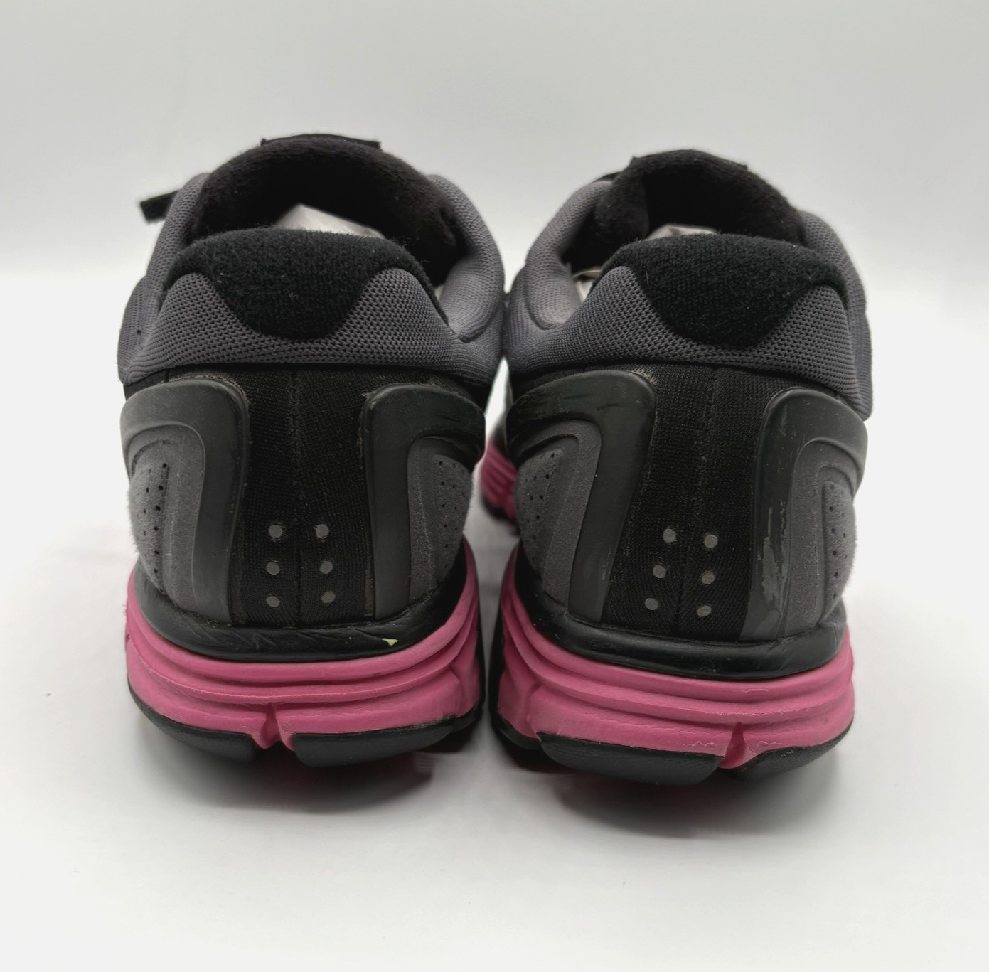 NIKE Lunar Glide 2 Sneaker Women’s Size 8 Black Fuchsia Athletic Shoe