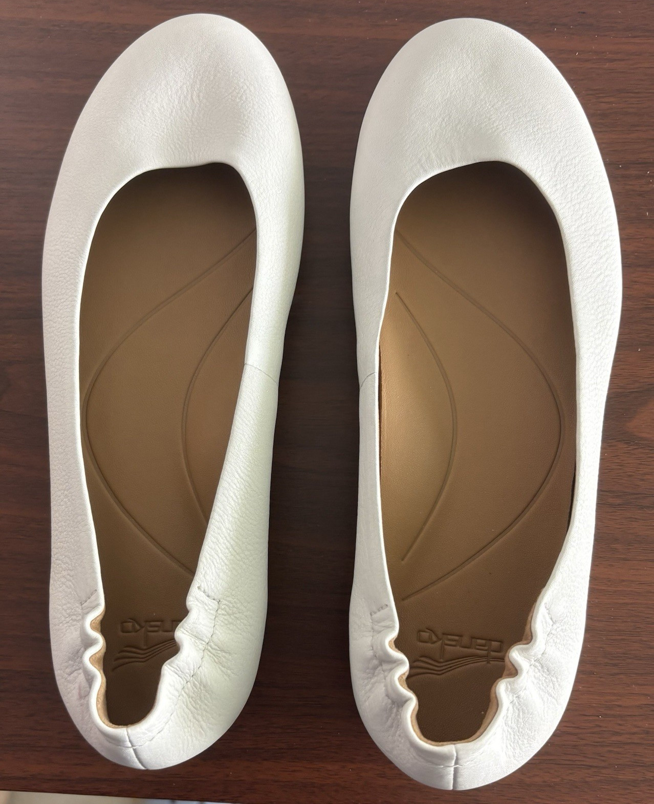 Dansko Women’s White Leather Ballet Flats Slip-On Comfort Round Toe EU 37