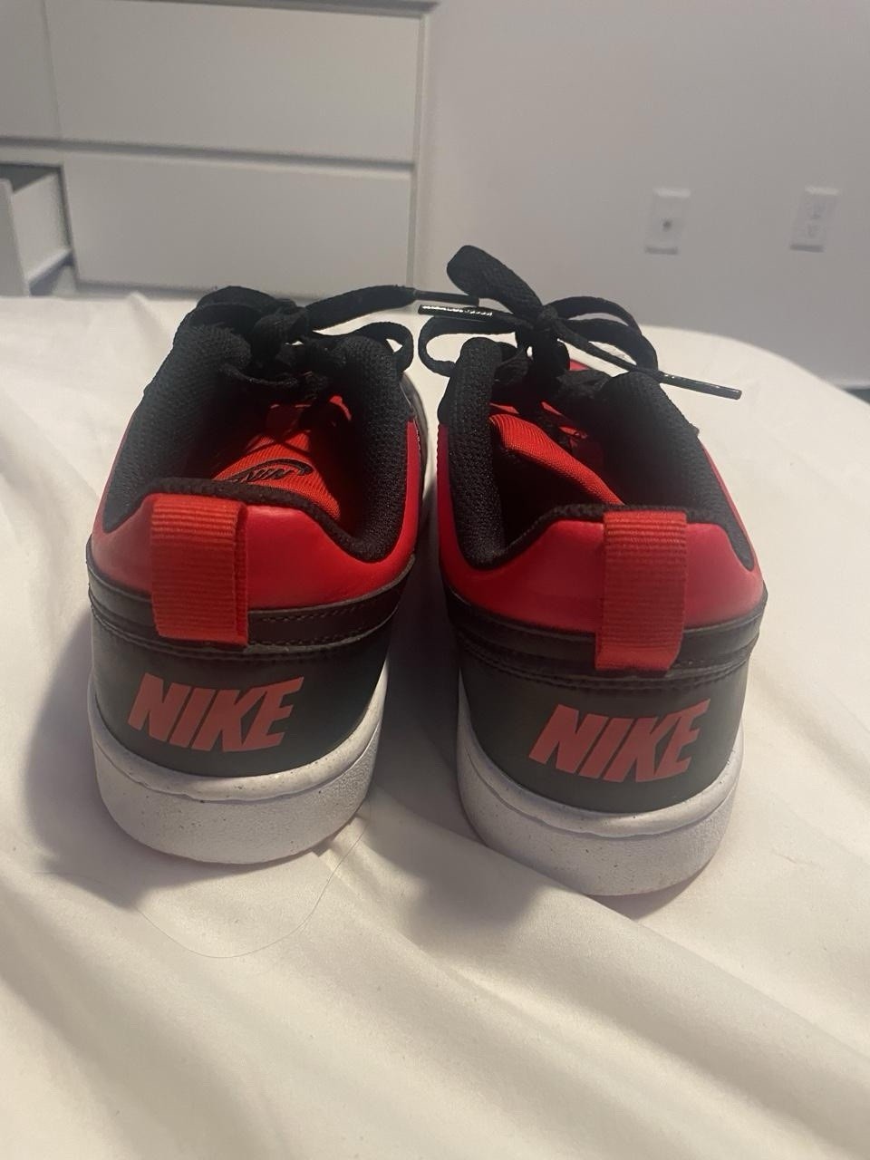 Nike Court Borough Low Recraft – UniversityRed / Black / White (Grade School)