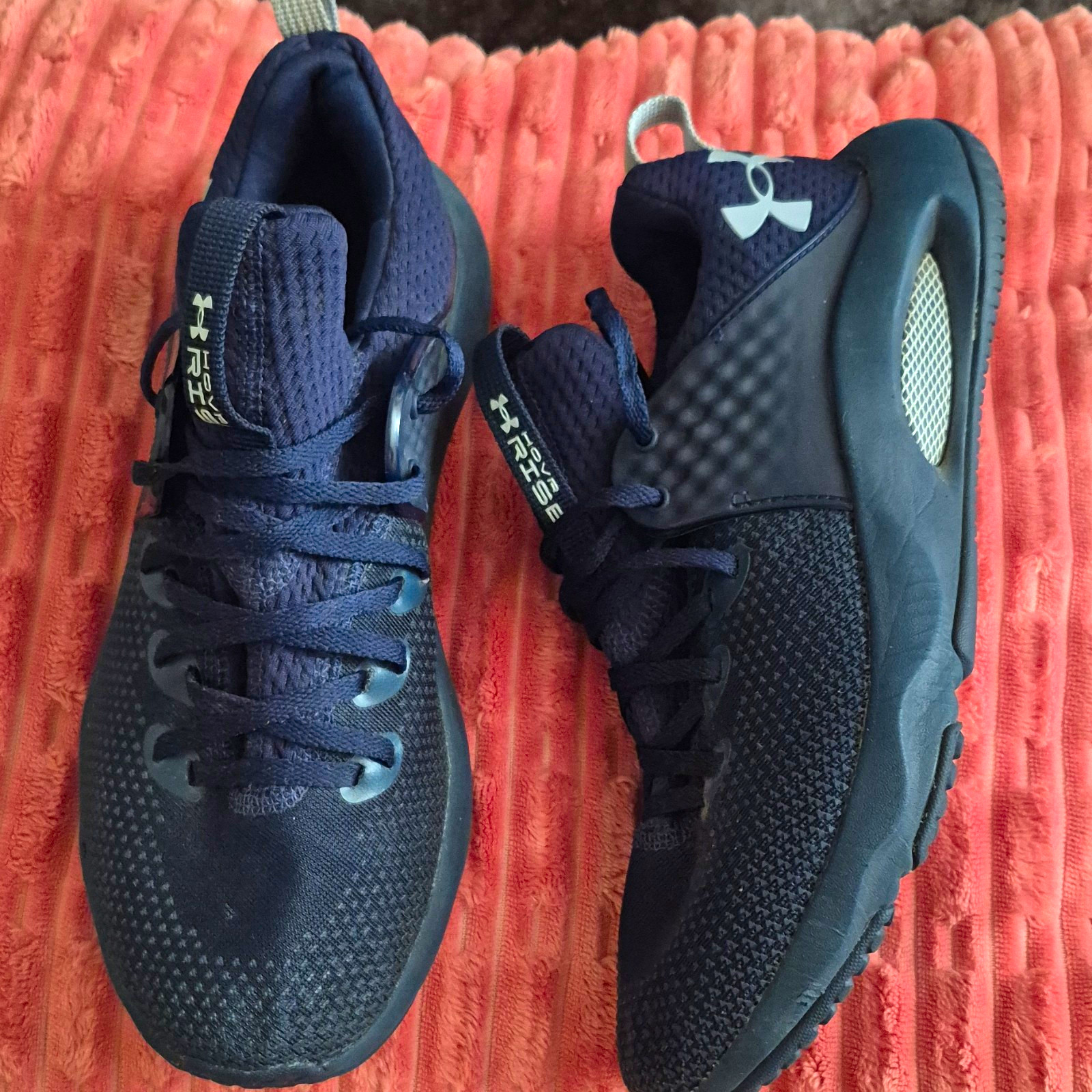 Under Armour HOVR Rise 3 Team Low Top Sneakers Midnight Navy Lace-Up Mesh