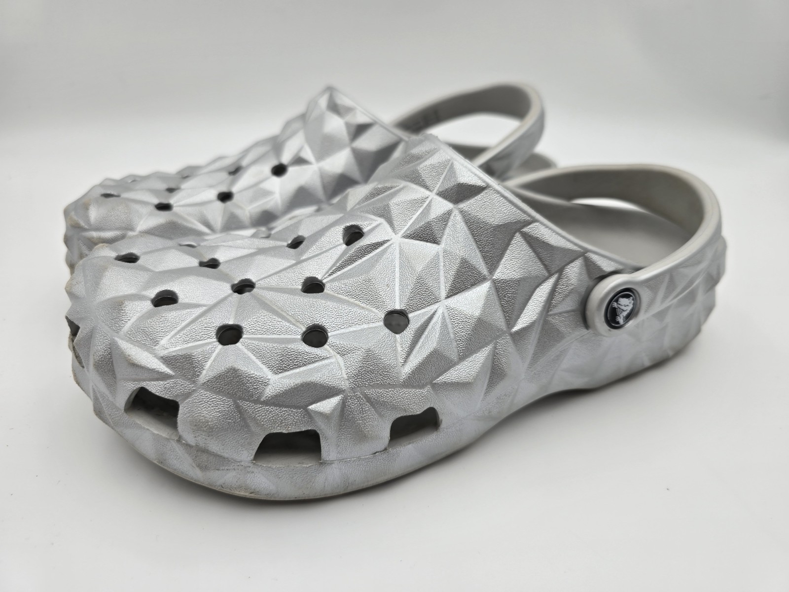 Crocs Classic Silver Geometric Unisex Clogs Slip On Shoes M10/W12 Epcot