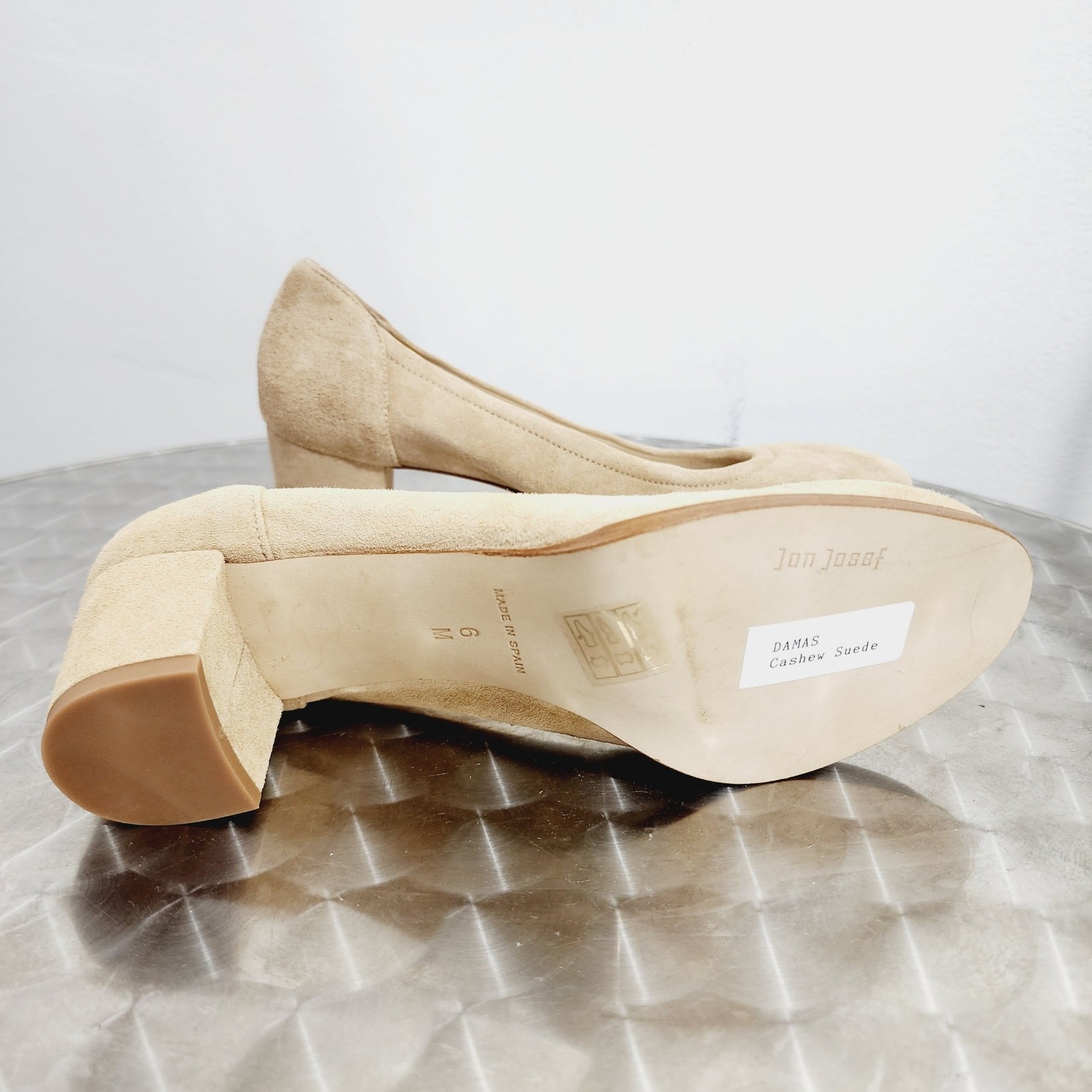 Jon Josef Damas Cashew Suede Pumps Round Toe Court Heels Shoes NIB Womens Size 6