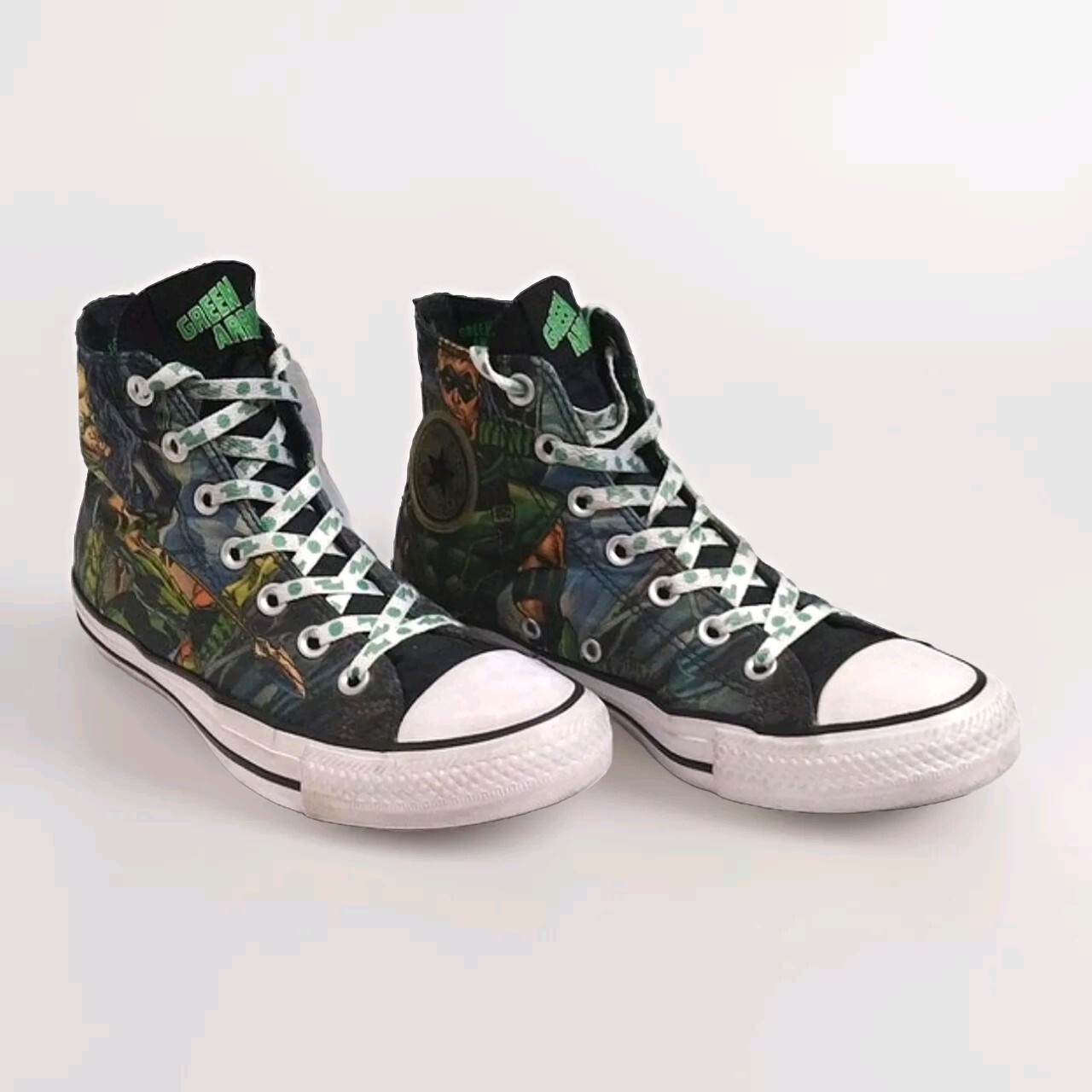 DC Comics Converse Green Arrow Superhero High Top Sneakers Unisex Men 6, Women 8