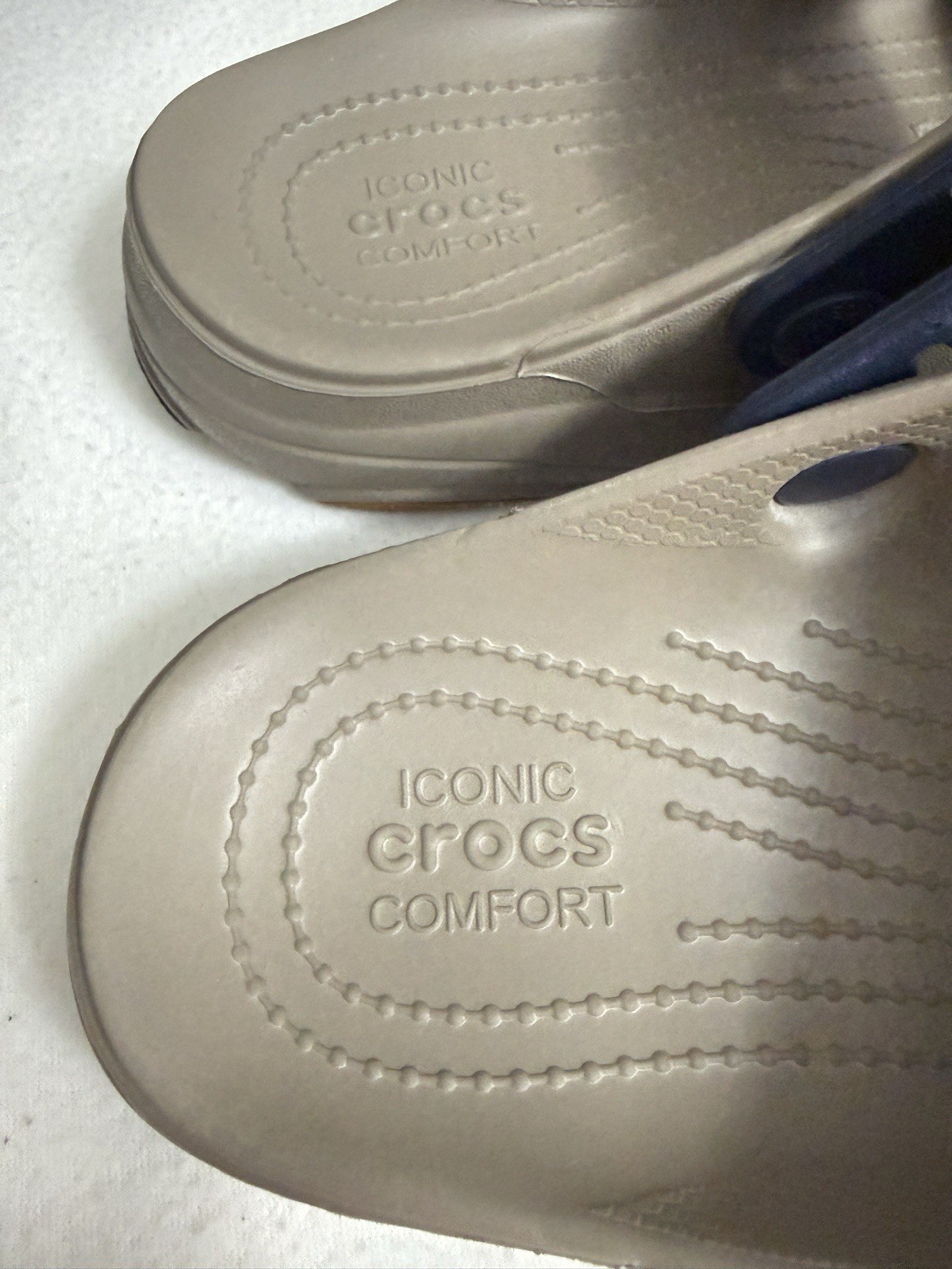 NWT Crocs All Terrain Sandal Taupe Beige Gold Jibbitz Charms Size W9 M7