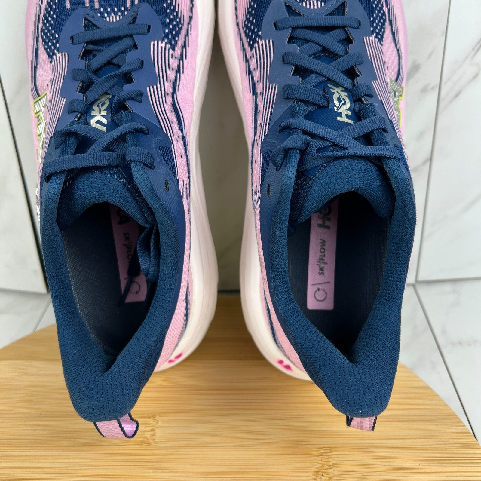 Hoka One Skyflow Womes Size 10 B Midnight Twilight Pink Running Shoe 1155113 MTW