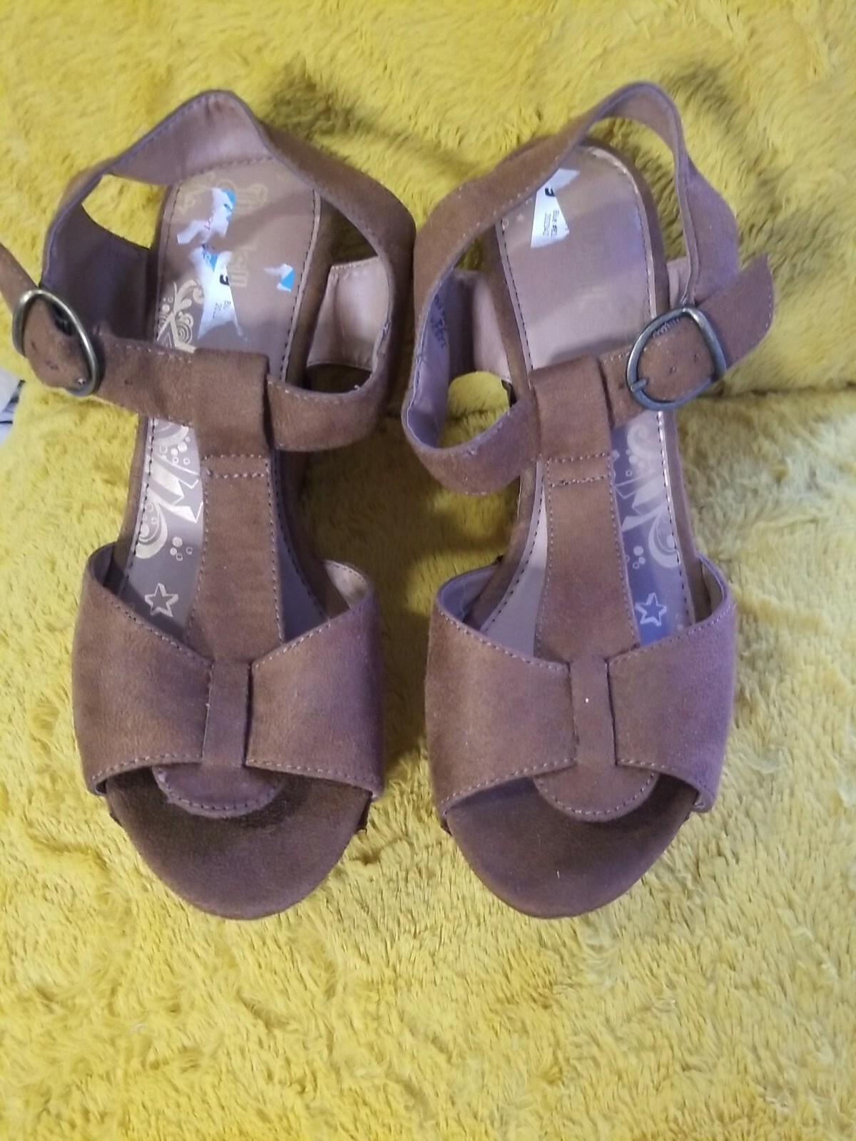Trash Brand Brown Wedges faux suede Size 9 boho Wedges studded