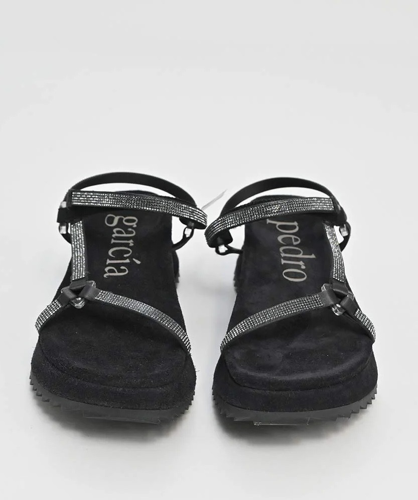 Pedro Garcia $630 Crystal-Embellished Maila Trailblazer Platform Sandal 39