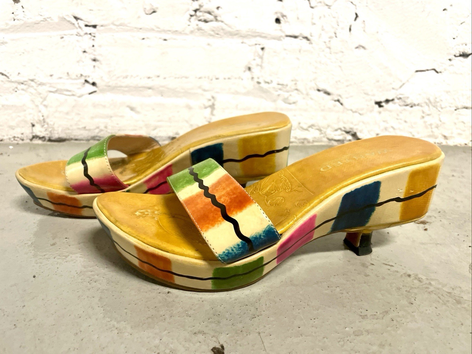 Wanted Bahama Platform Slide Sandals Size 7 Colorful Abstract Art Wedge