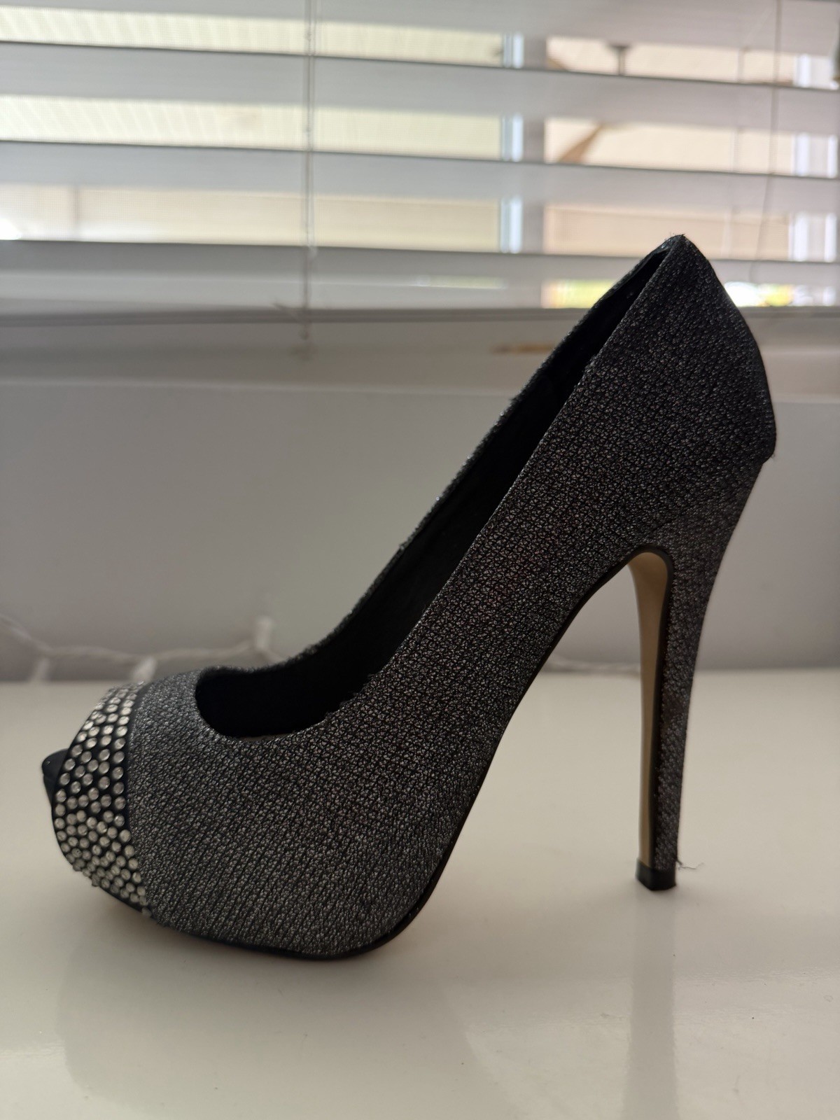 The Essence Menbur Black/Silver Rhinestone Peep Toe Slip-On Stiletto Pumps 6