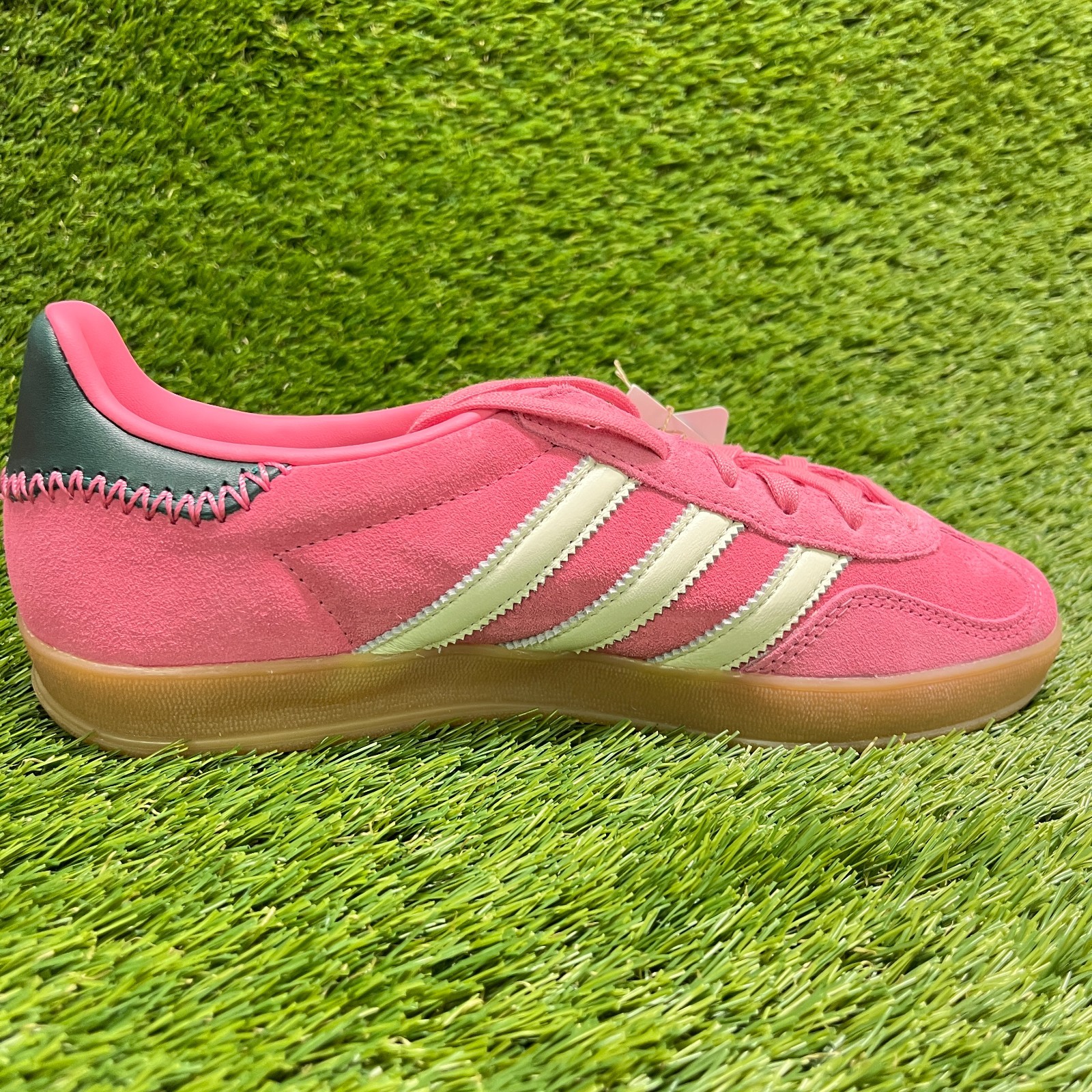 Adidas Gazelle Indoor Womens Size 8 Pink White Athletic Walking Shoes Sneakers