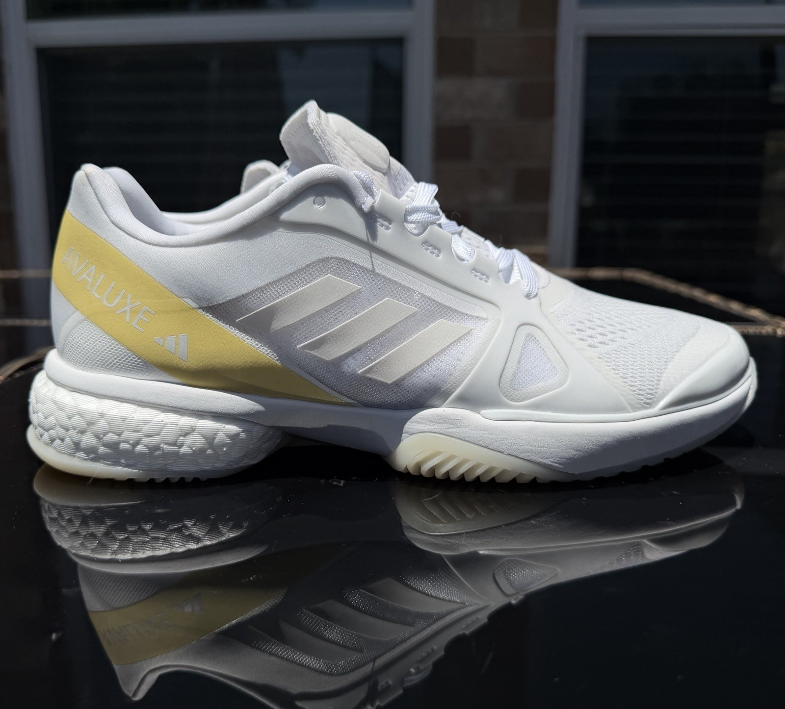 Adidas Avaluxe Tennis Shoes Women’s US 8.5 White Yellow Boost JQ7080 NWT
