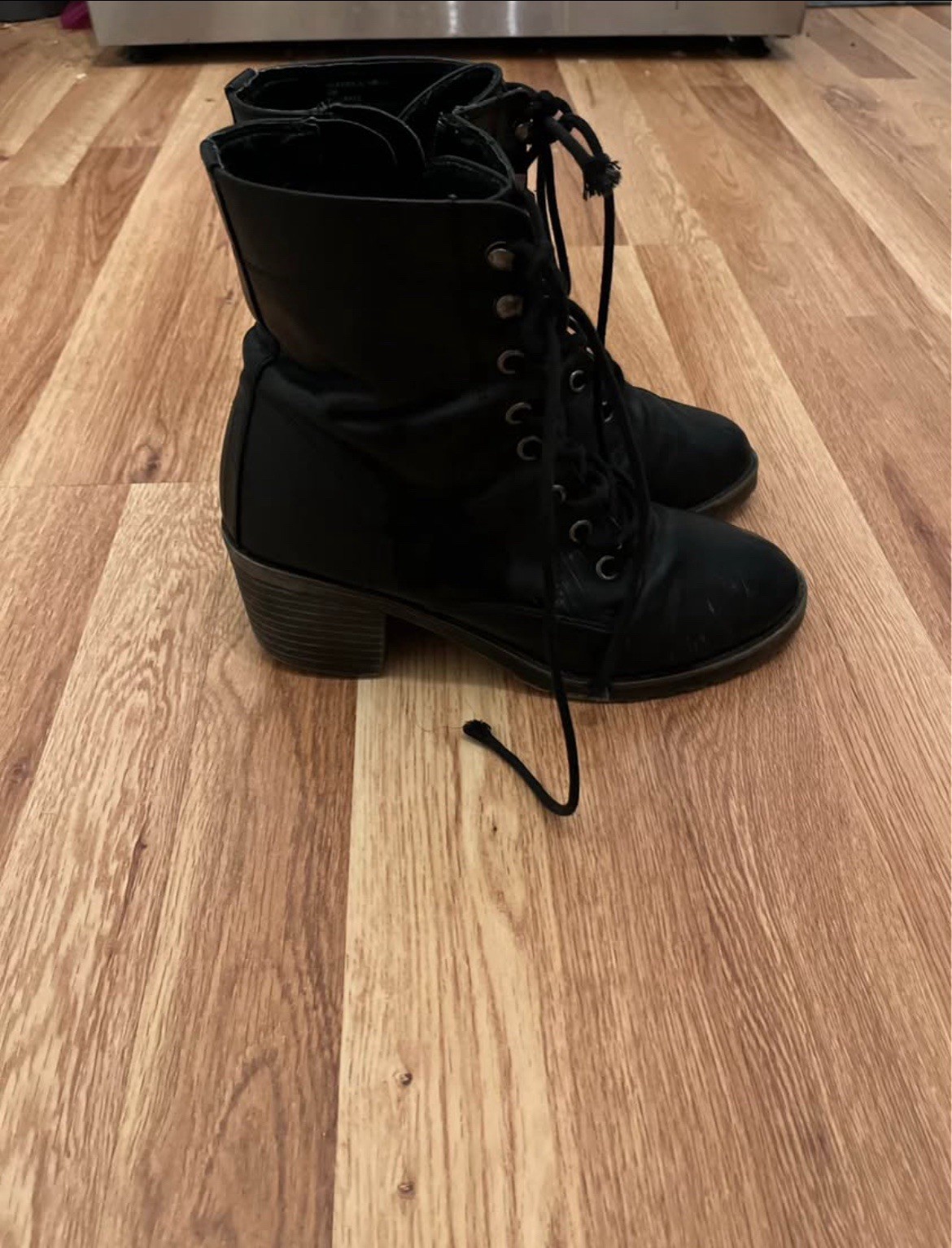Black Women’s Lace-Up Combat Ankle Boots w/ Zipper, 1″ Platform, US 7