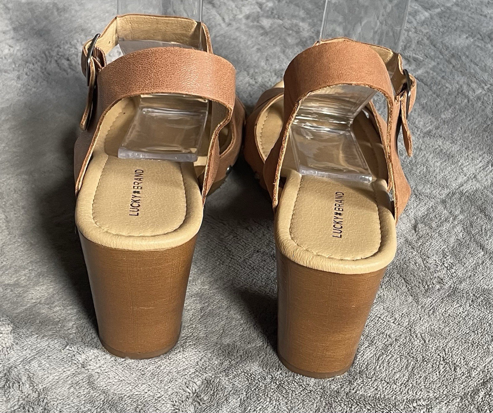 Lucky Brand Haidlee Block Heel Sandals Womens Size 9M Leather 3.25” Heel Latte
