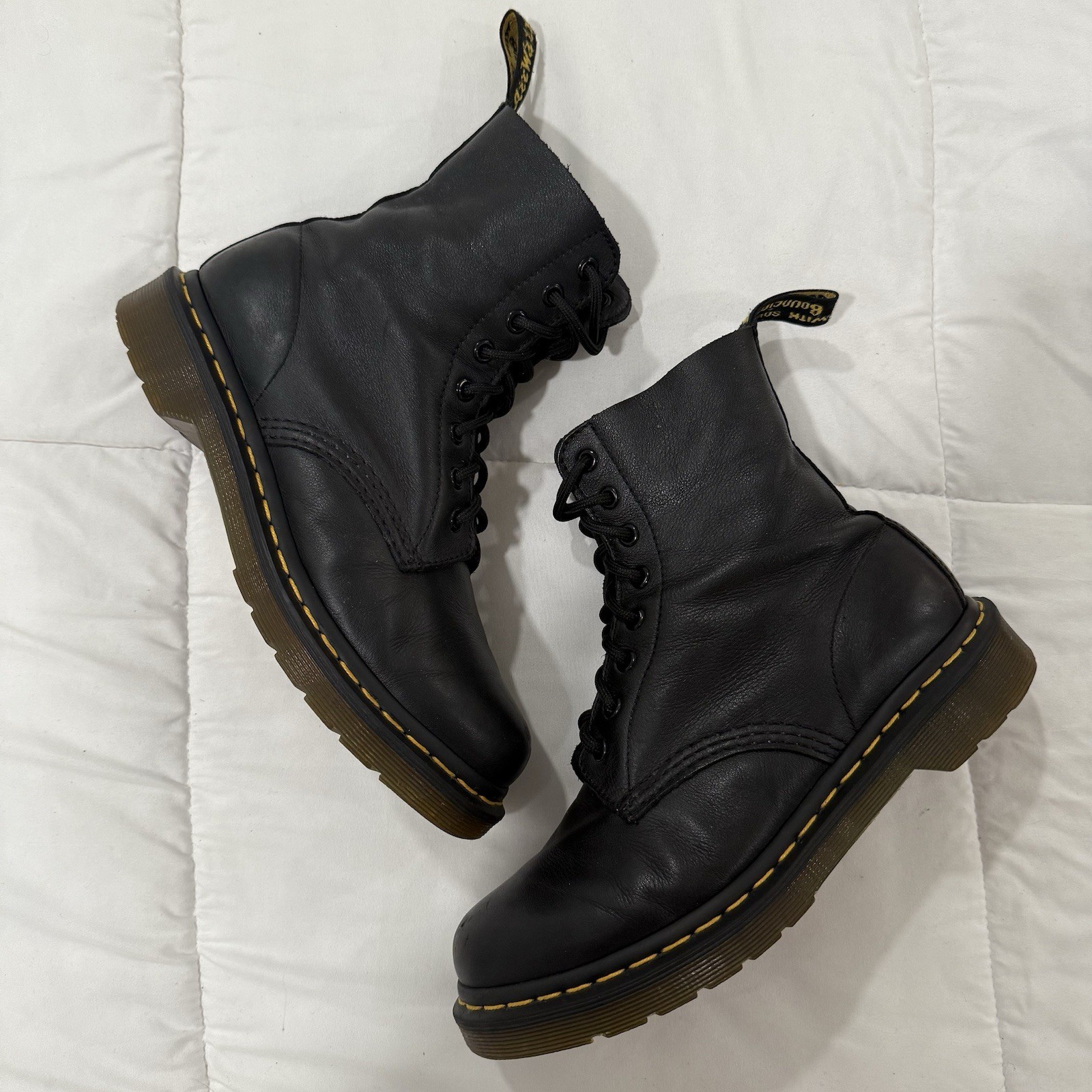 Dr. Martens 1460 Women’s Original Smooth Leather Lace Up Boots – Black, Size…