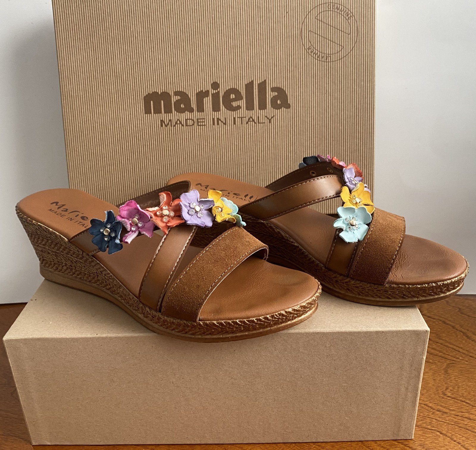 Mariella ~ Brown Leather Wedge Sandals Floral Accents ~Made in Italy ~ Size 8.5M