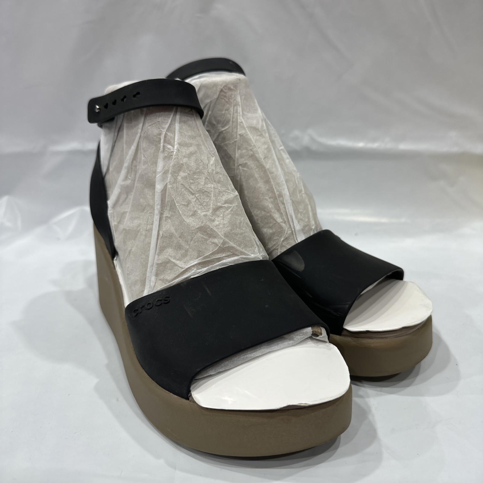 Crocs Brooklyn Sandals Women’s 10 Black Ankle Strap Platform Wedge Heel EBS2763