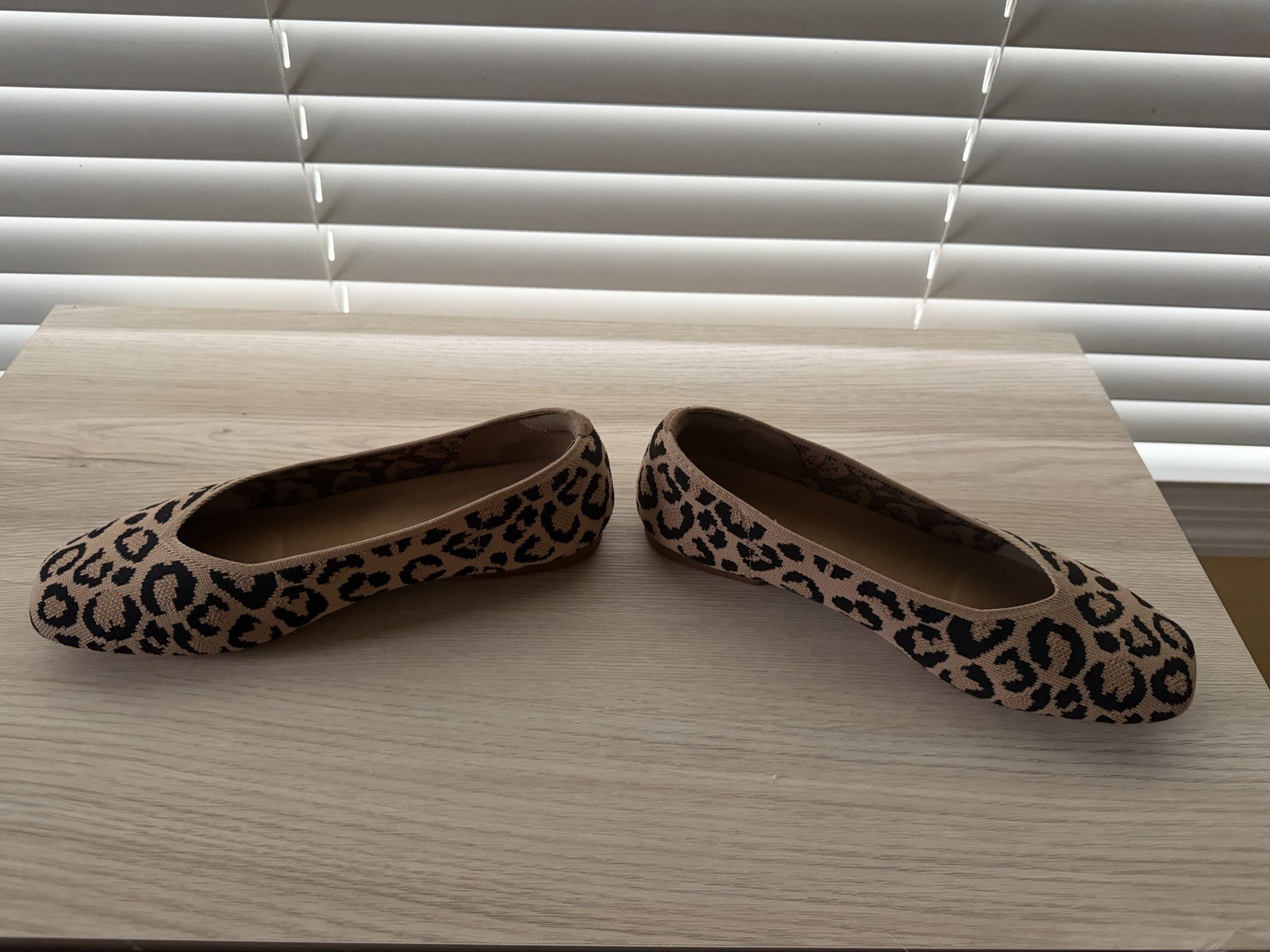 Vivaia Women’s Sz 39.5 MARGOT 2.0 Square Toe Flats Leopard Print Comfort Shoe