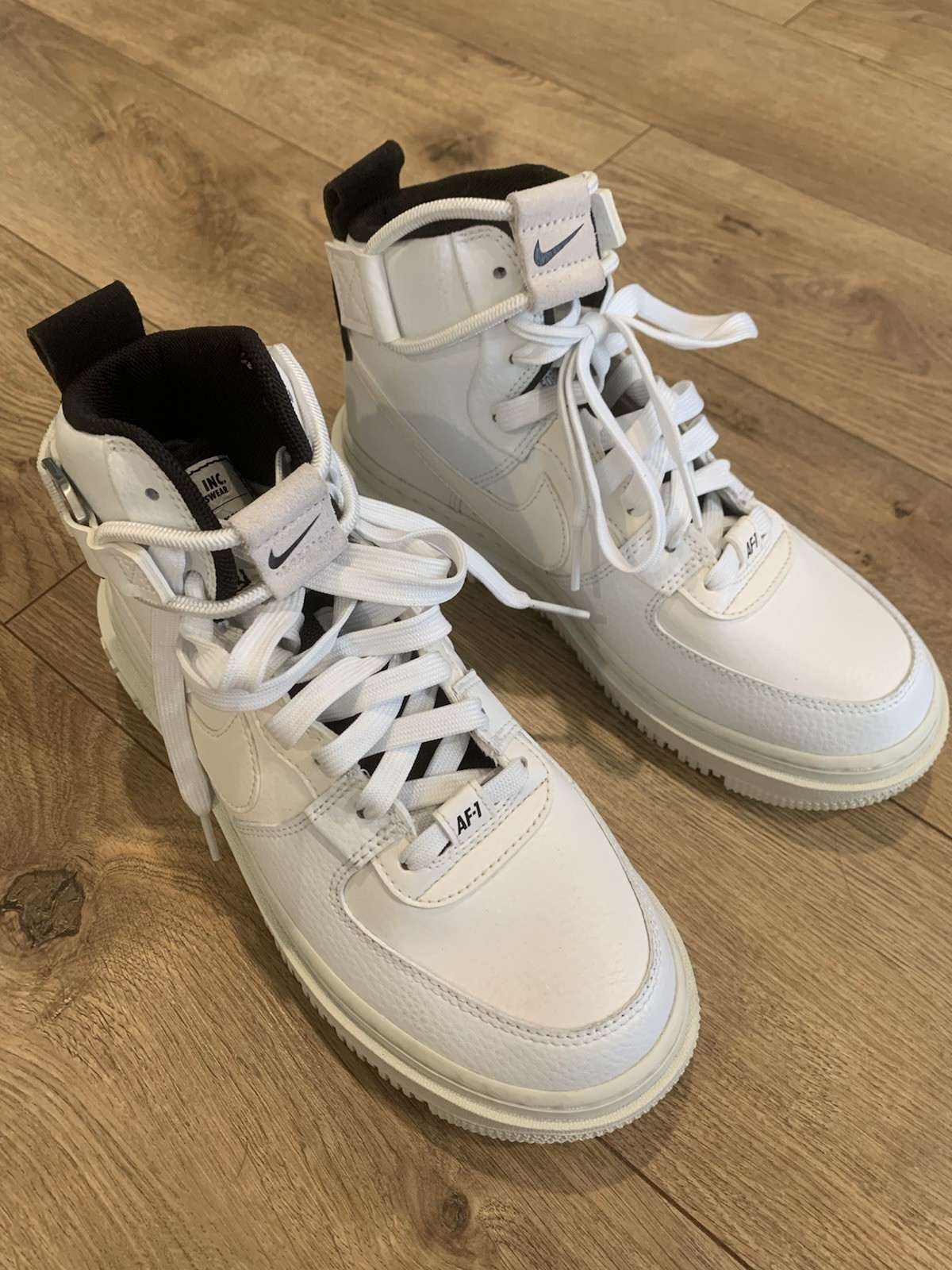 Nike Air Force 1 Utility 2.0 High Top Summit White/Black Leather DC3584-100