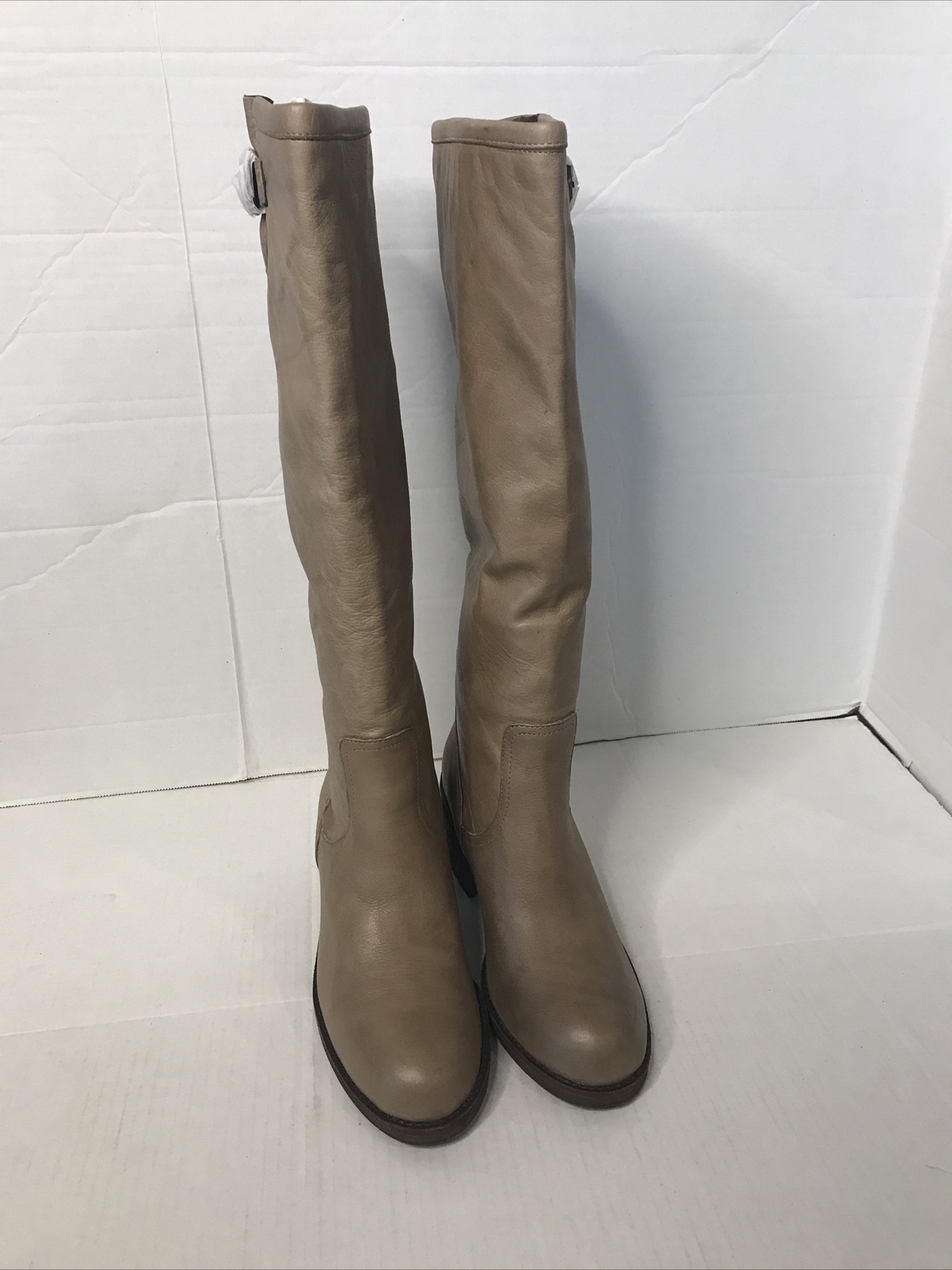 Dolce Vita Womens Sarie Taupe Knee-High Boots Shoes 9.5 Medium (B,M) BHFO 3972