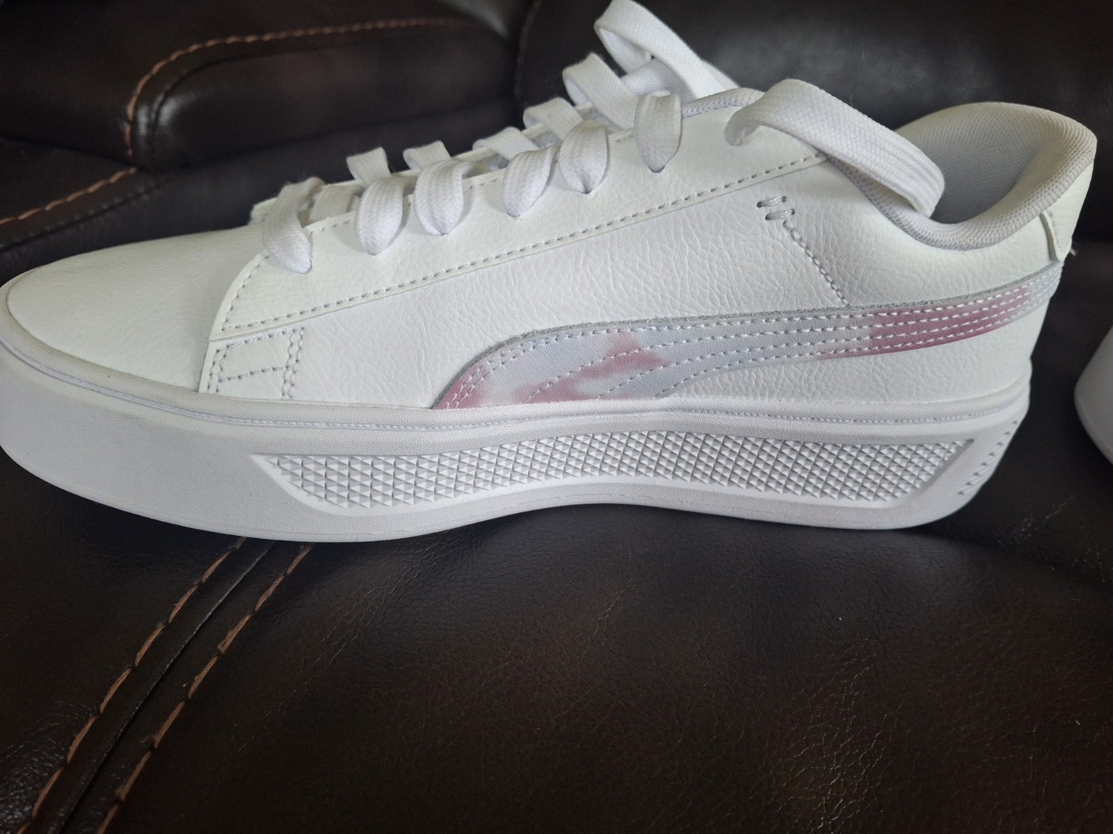 PUMA Shoes Women’s size 9 Smash Platform v3 Sneakers White Lilac Chiffon Lace Up