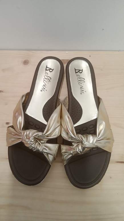 NIB Gold Womens Bellini Slip On Tabby Sandals Size 10 W
