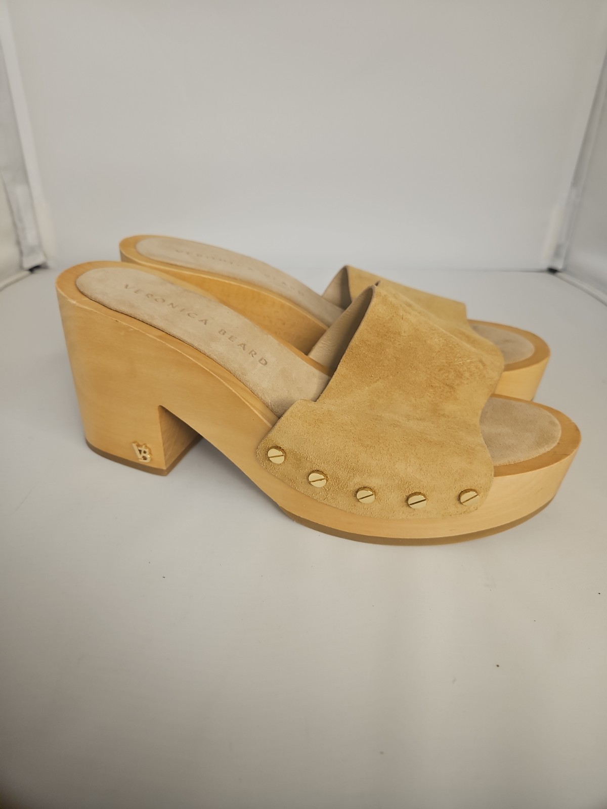 Veronica Beard Hannalee 2 Suede Clog Sandals Desert Tan Studded Sz 6.5 Platform