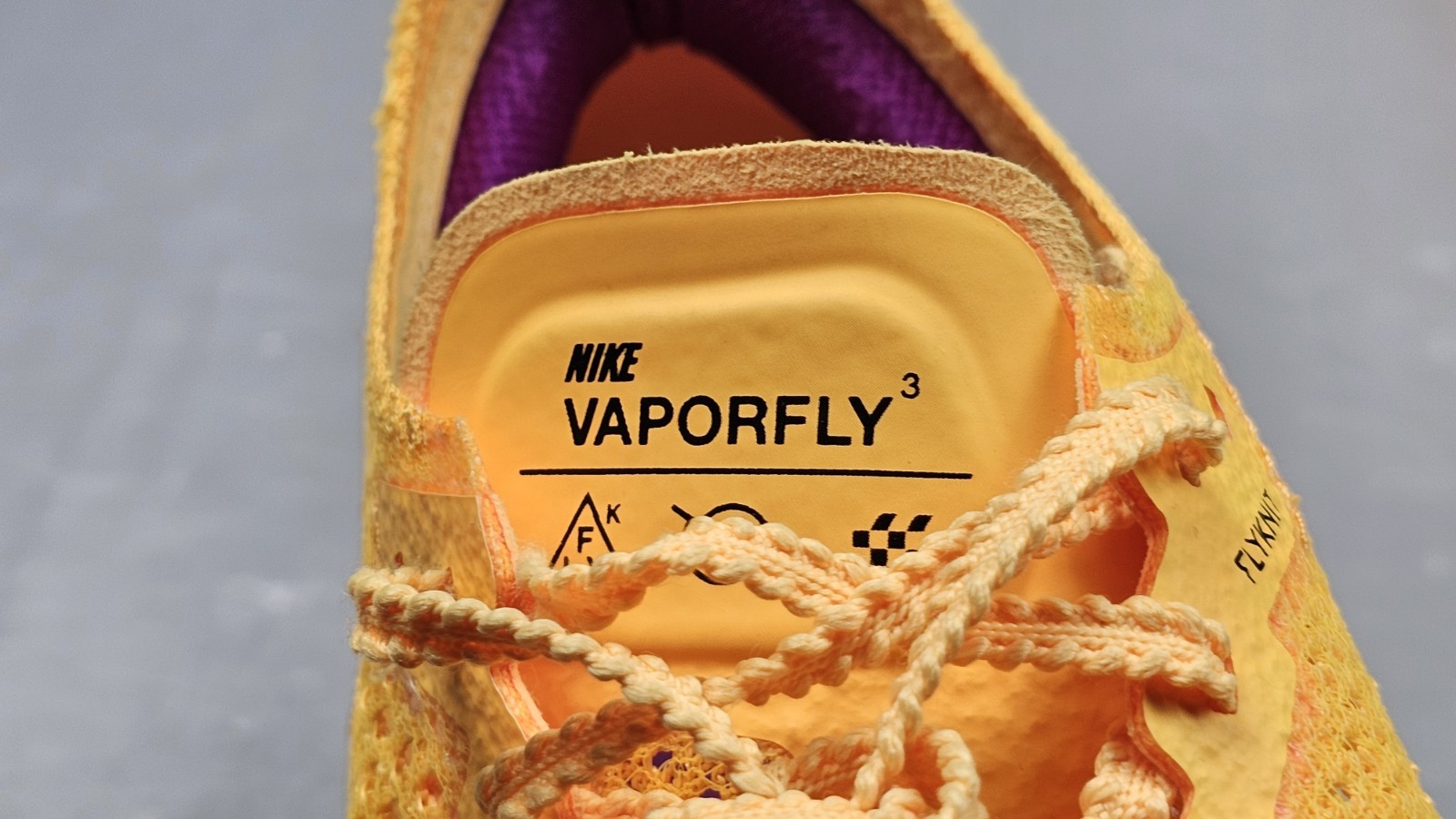 Nike Zoomx Vaporfly Next% 3 Running Shoes Womens 8.5 Solar Orange DV4130-800