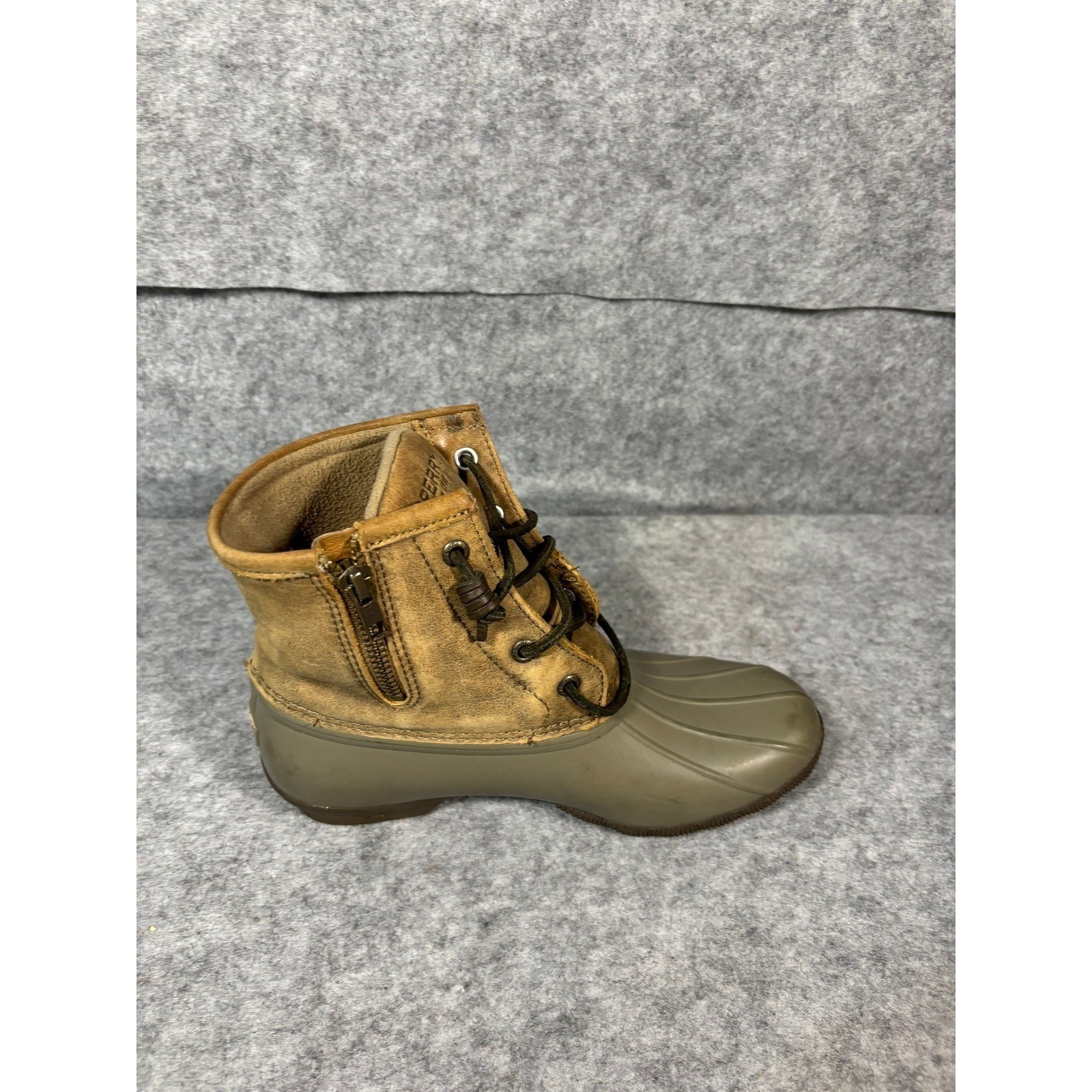Sperry Top-Sider Women’s Waterproof Rubber Boot Tan Suede Lace Up Zip Size 7 M