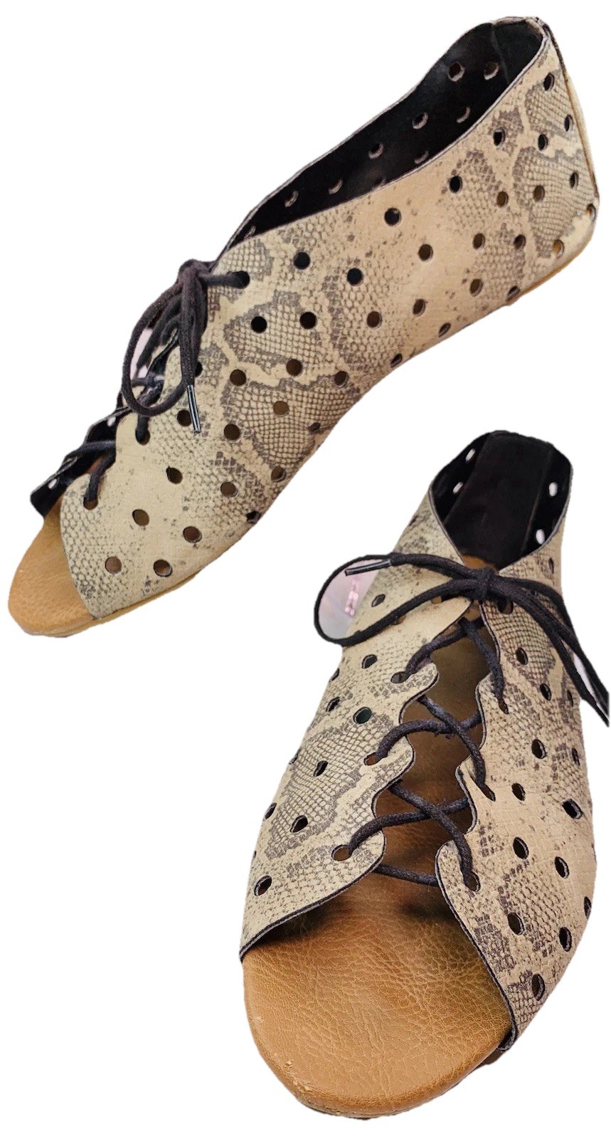 Volcom Open Toe Shoes Animal Print Flats Lace Up Eyelets Women’s 7 Unique Rocker