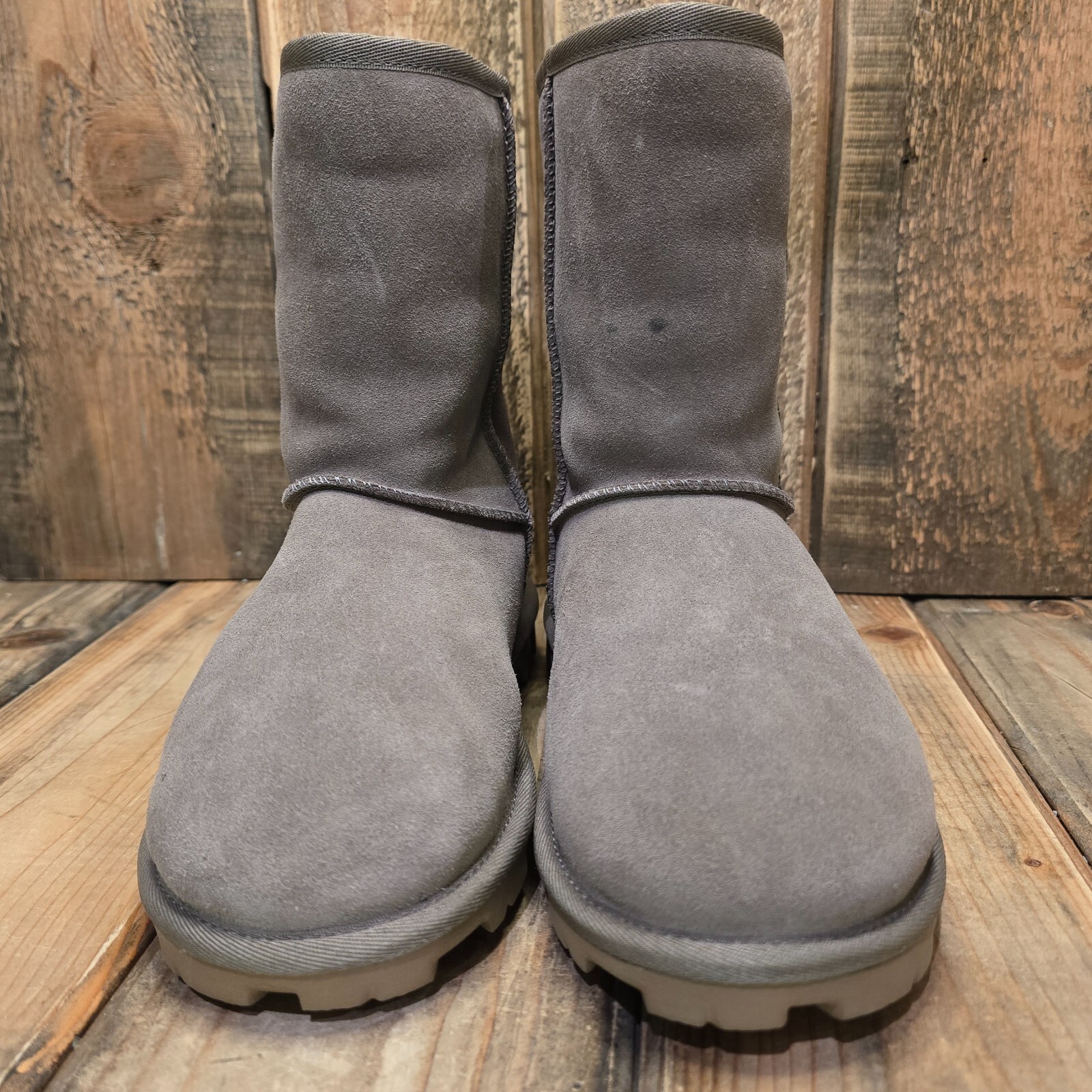 UGG ESSENTIAL SHORT BOOT WOMENS US 7 SUEDE/WOOL ~ KHAKI BROWN