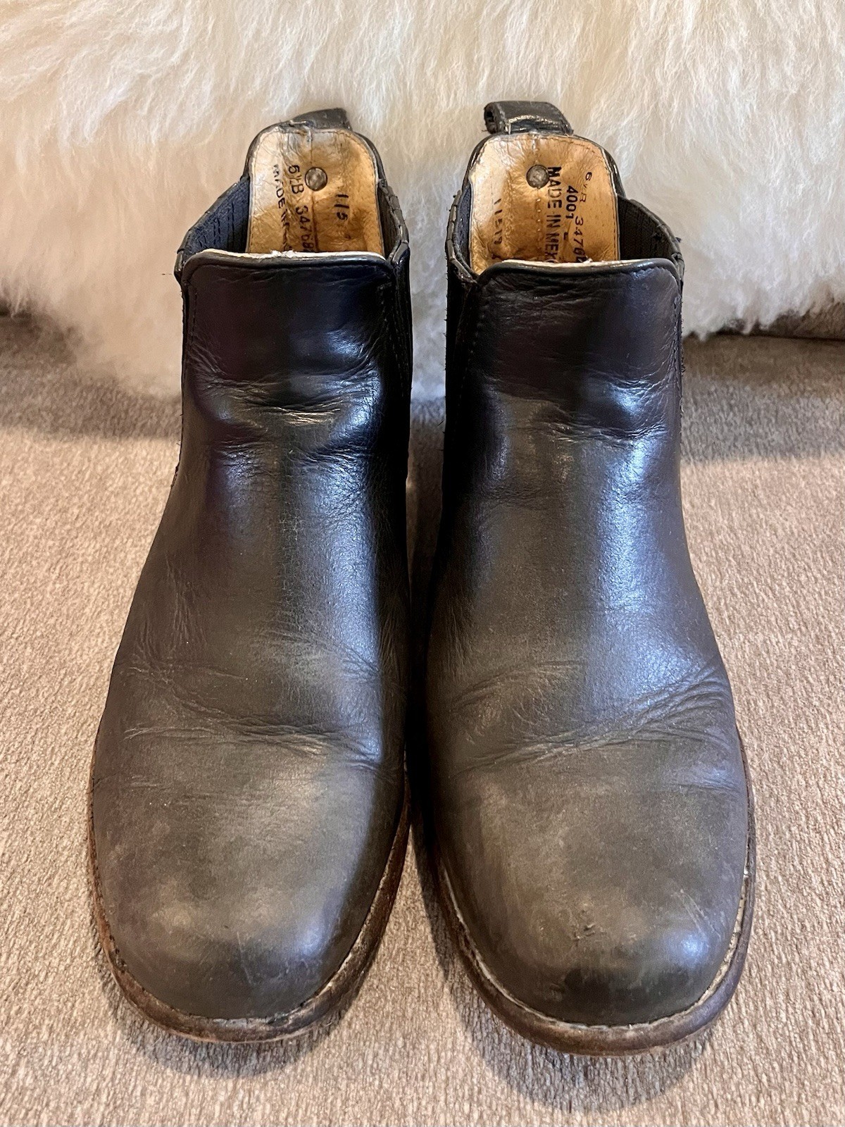 Frye Women’s Leather Chelsea Boots 6.5 Black
