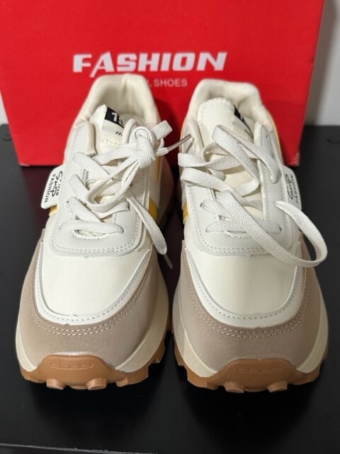 Women’s Fashion Casual White & Khaki Double-Lace Sneakers Size 39