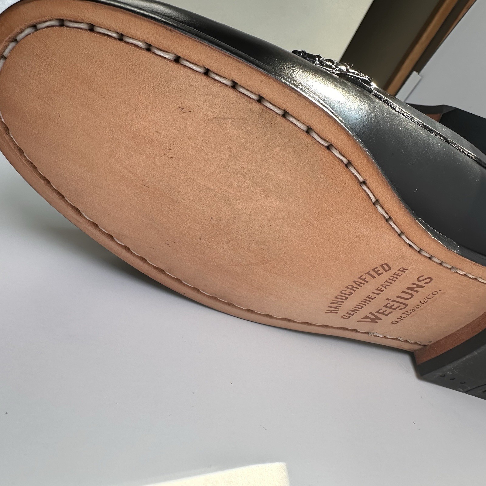 GH Bass Weejuns Penny Loafers Black Leather Shoes Womens Size 8.5 W 4005-001 NIB