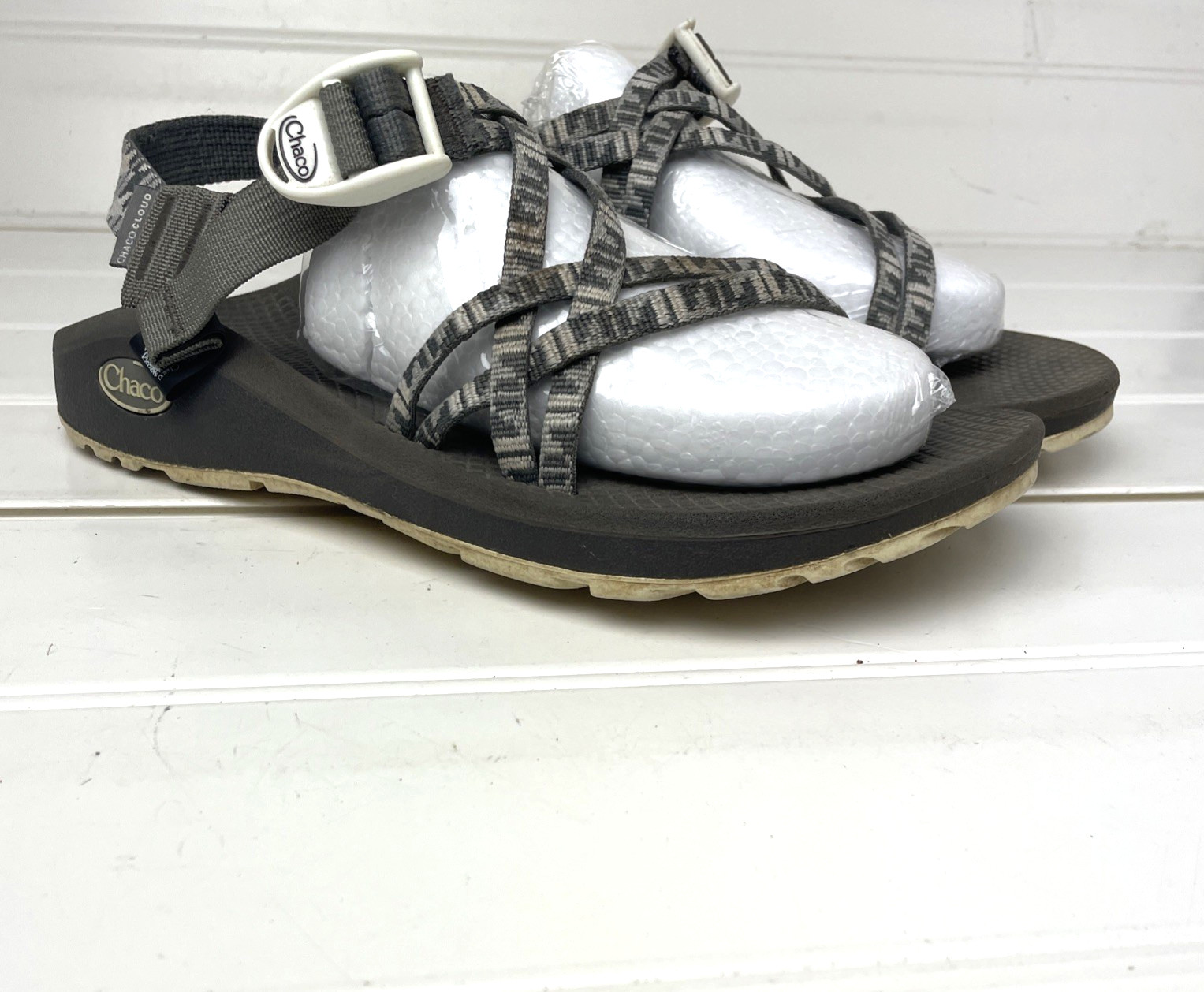 Chaco Z Cloud X2 Strappy Sandals Grey Black White Hiking Beach Women’s 8