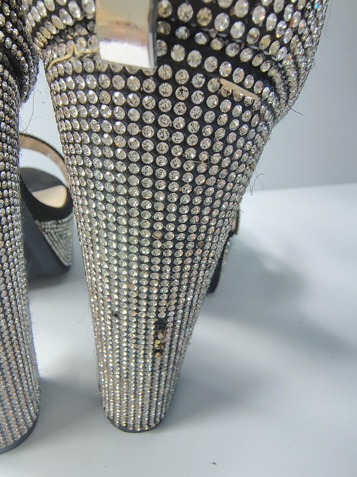 Windsor Women’s Size 8 Black/Silver Rhinestone Strappy Open Toe Block Heel