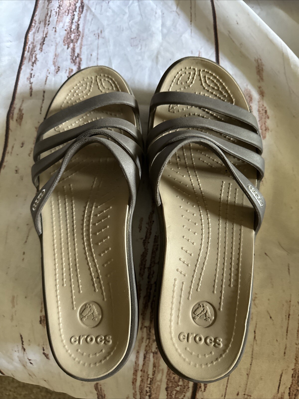 Crocs Rhonda Wedge Sandals Slip-On Strappy Slides Open Toe Brown Women’s Size 9