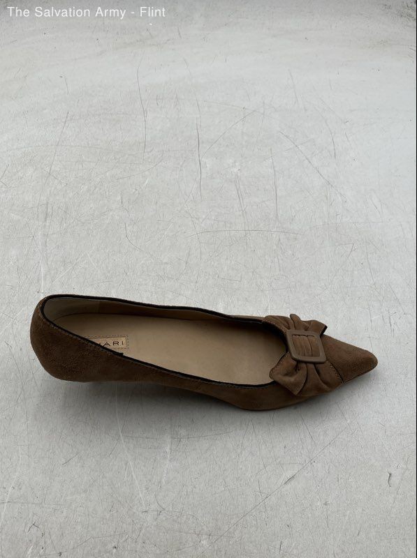 Tahari Womens Brown Suede Pointed Toe Kitten Pump Heels Size US 7.5